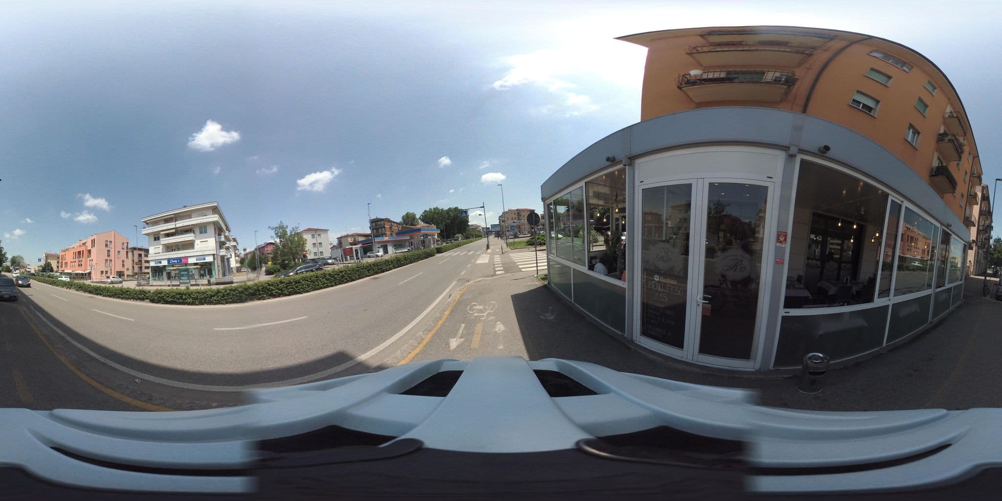 Street view near Bed & Breakfast Viola, Verona — © giubar (CC BY-SA · Mapillary)
