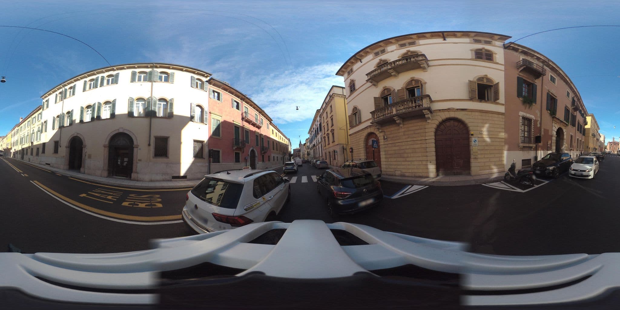 Street view near B&B al 19, Verona — © giubar (CC BY-SA · Mapillary)