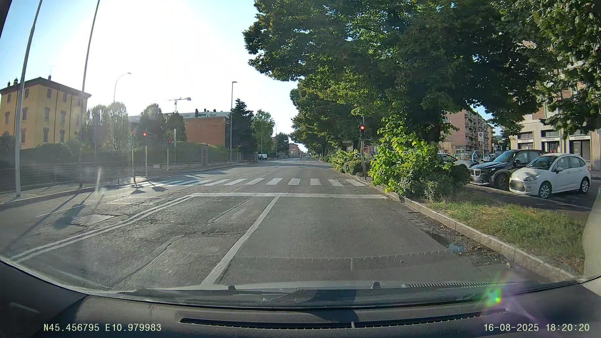 Street view near Dimora Elena, Verona — © Jacopo86 (CC BY-SA · Mapillary)