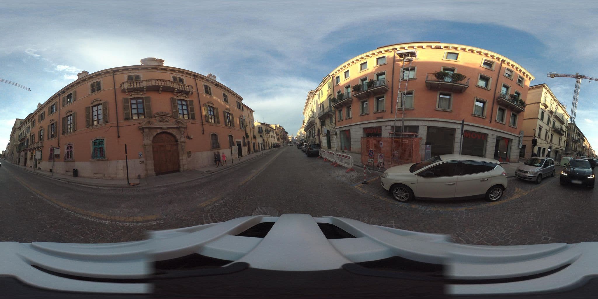 Street view near River House, Verona — © giubar (CC BY-SA · Mapillary)