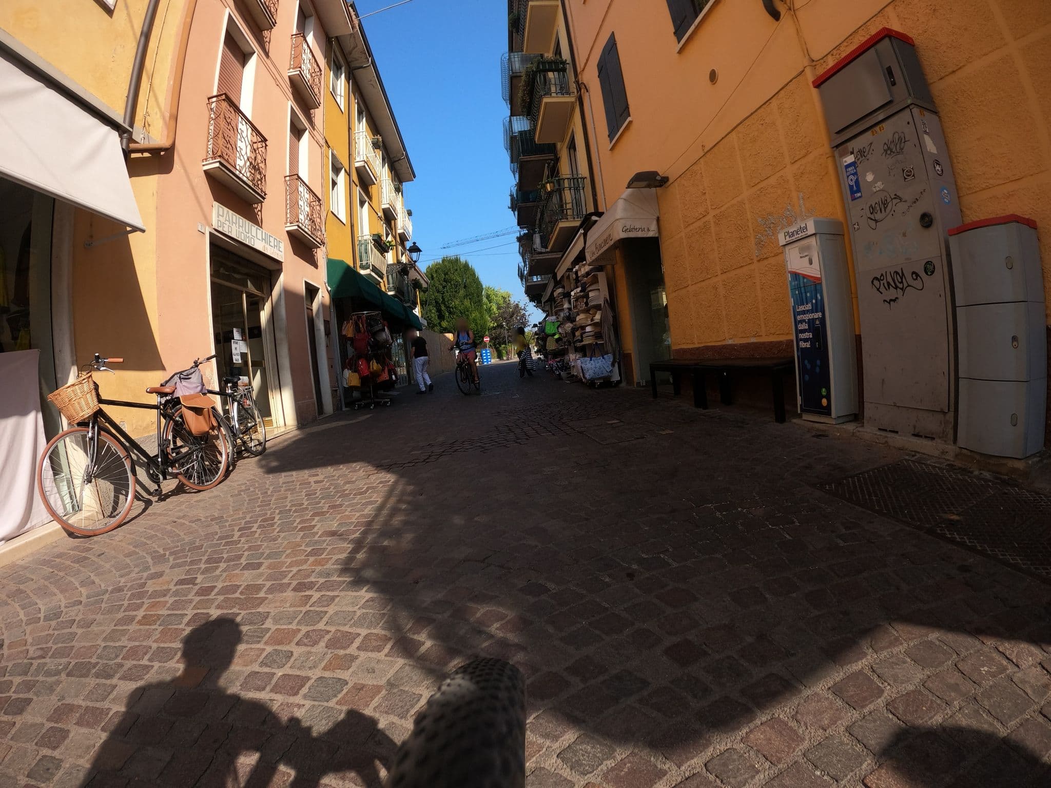 Street view near Appartamenti Carla, Bardolino — © plexi32 (CC BY-SA · Mapillary)