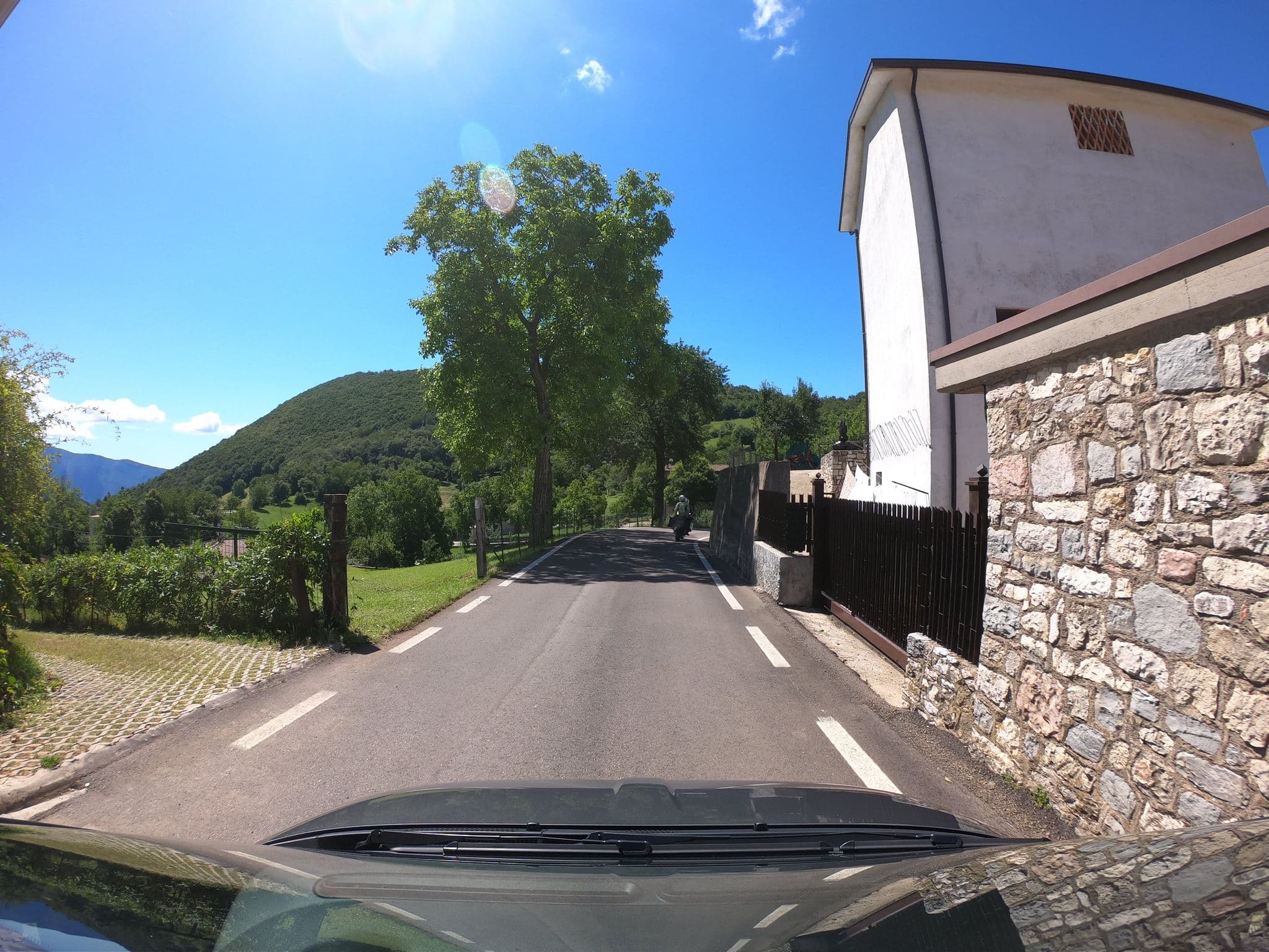 Street view near Albergo Montebaldina, San Zeno — © asturksever (CC BY-SA · Mapillary)