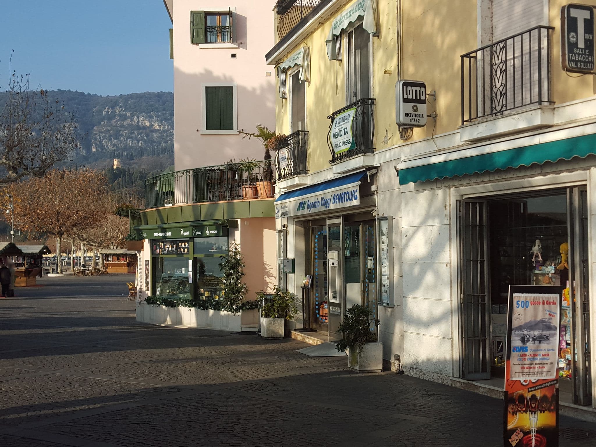 Street view near Hotel Giardinetto Bologna, Garda — © lucamenini (CC BY-SA · Mapillary)
