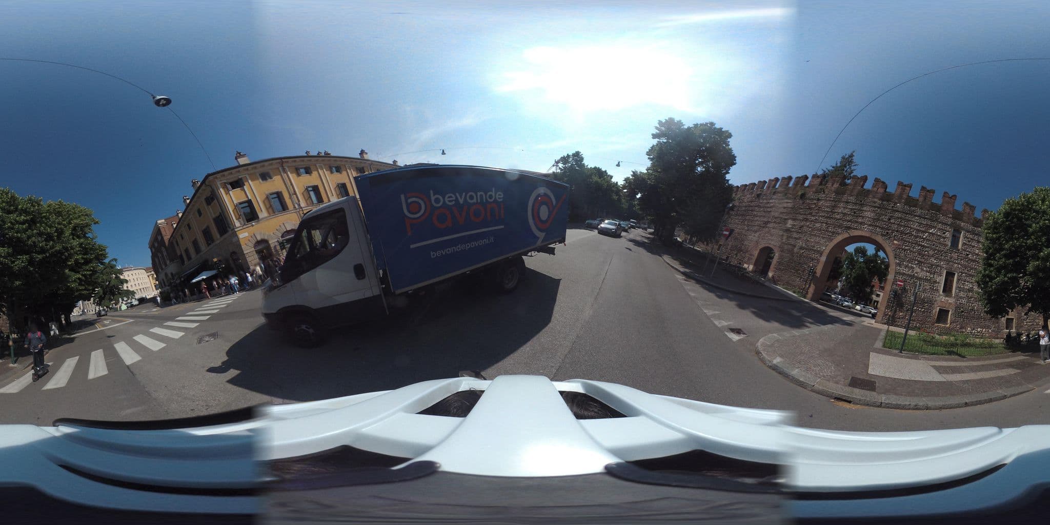 Street view near B&B Accomodation Verona, Verona — © giubar (CC BY-SA · Mapillary)