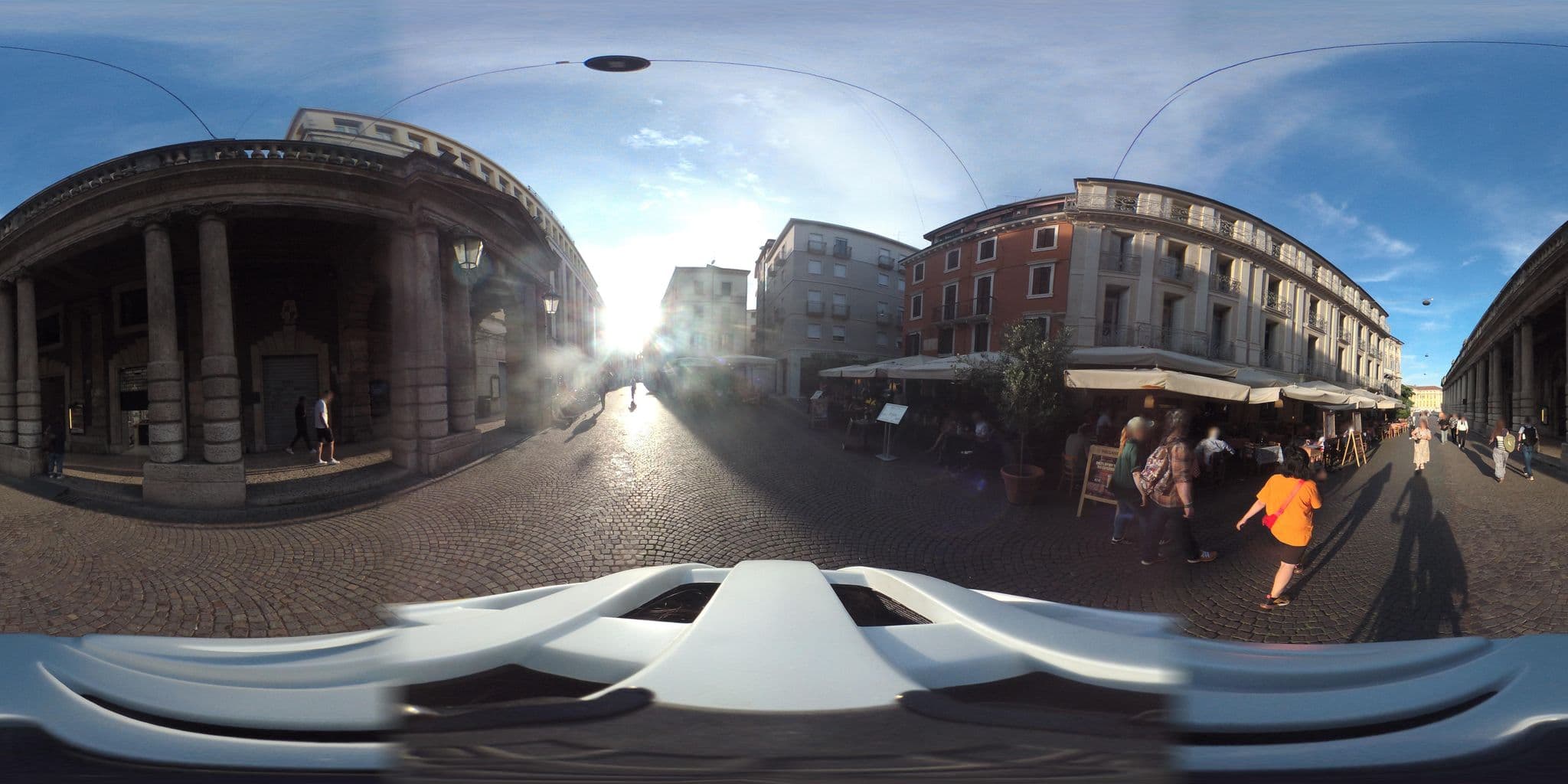 Street view near La Camera Da Letto Degli Hogans, Verona — © giubar (CC BY-SA · Mapillary)
