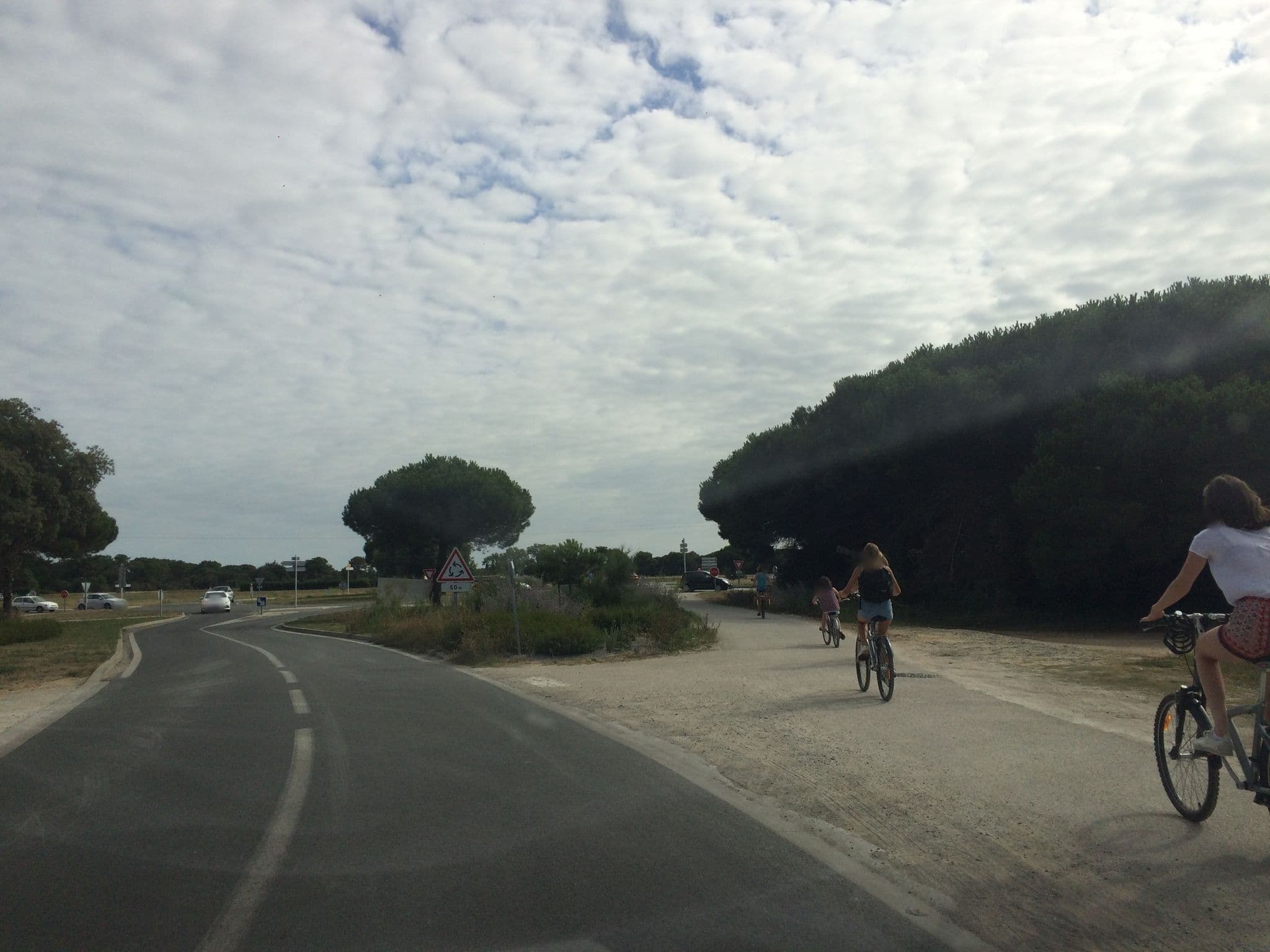 Street view near Aire Camping-car Flotte, La Flotte — © kartenville (CC BY-SA · Mapillary)