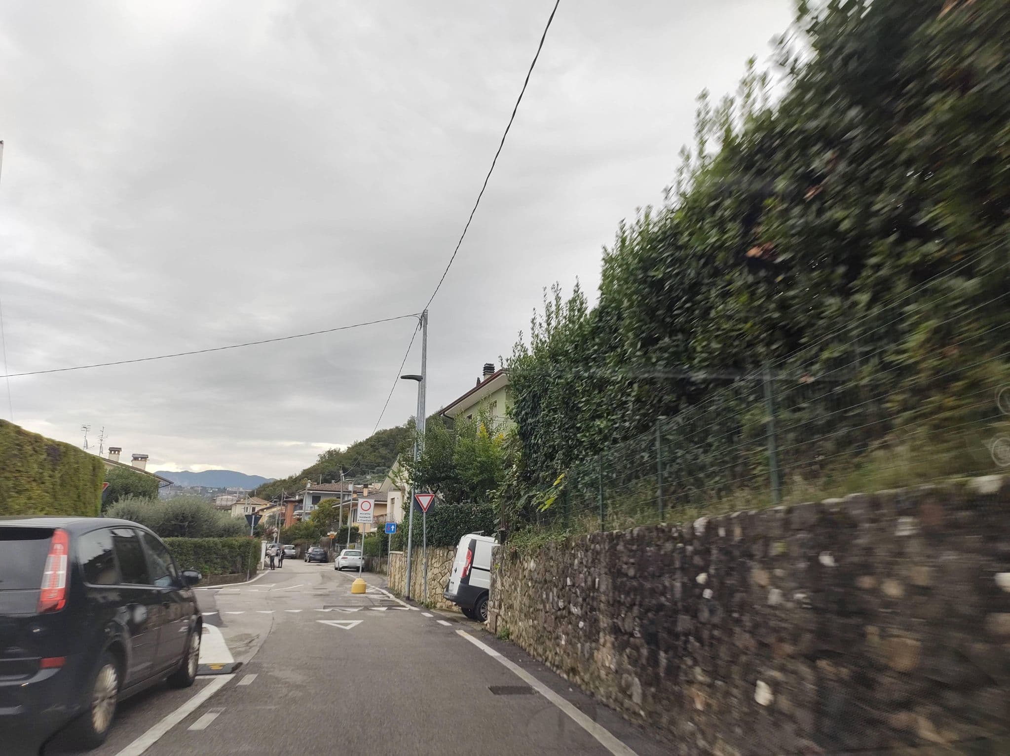 Street view near Bikapi, Garda — © thetornado76 (CC BY-SA · Mapillary)