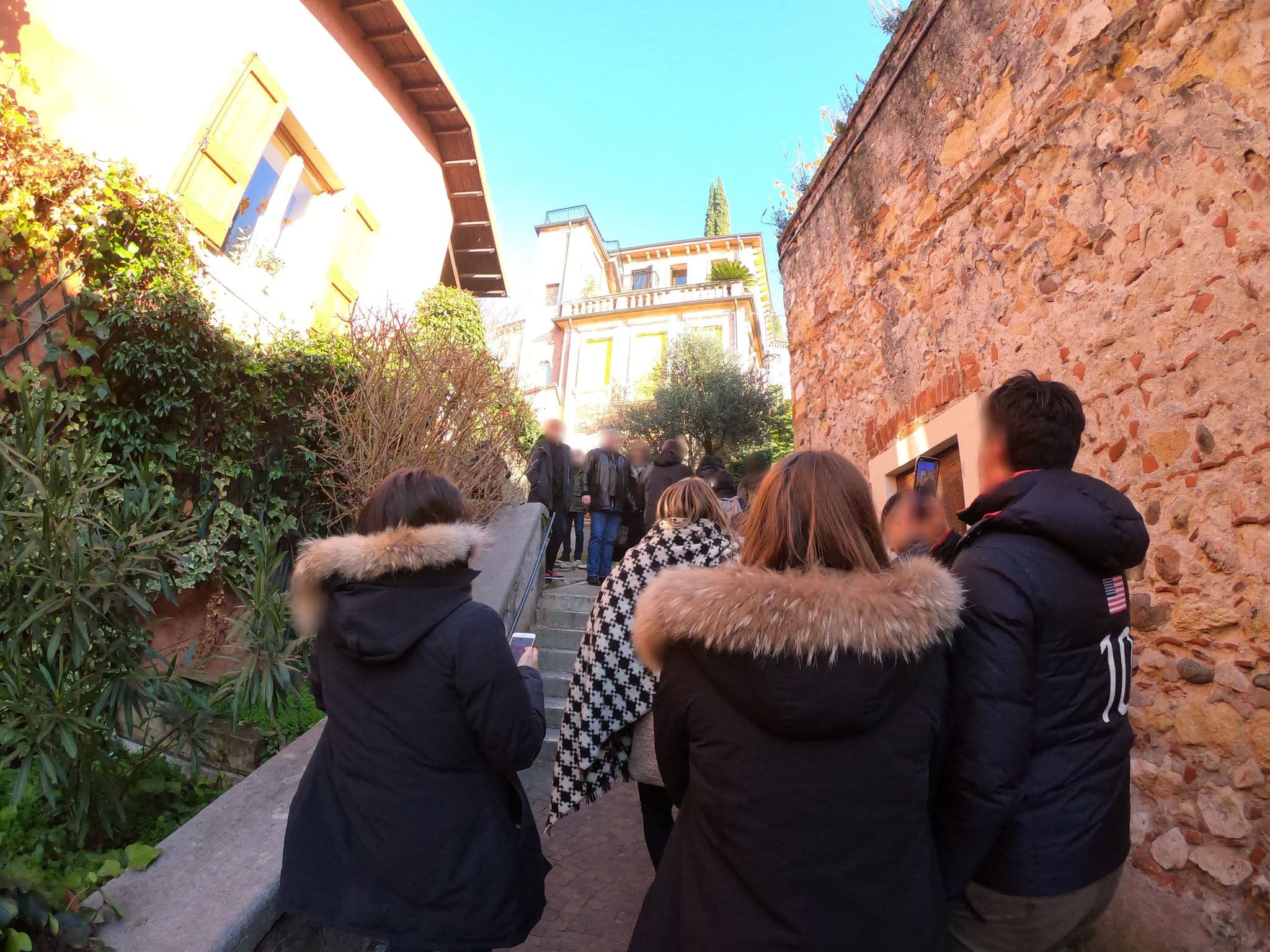 Street view near Agriturismo Corte Casetta, Verona — © asturksever (CC BY-SA · Mapillary)