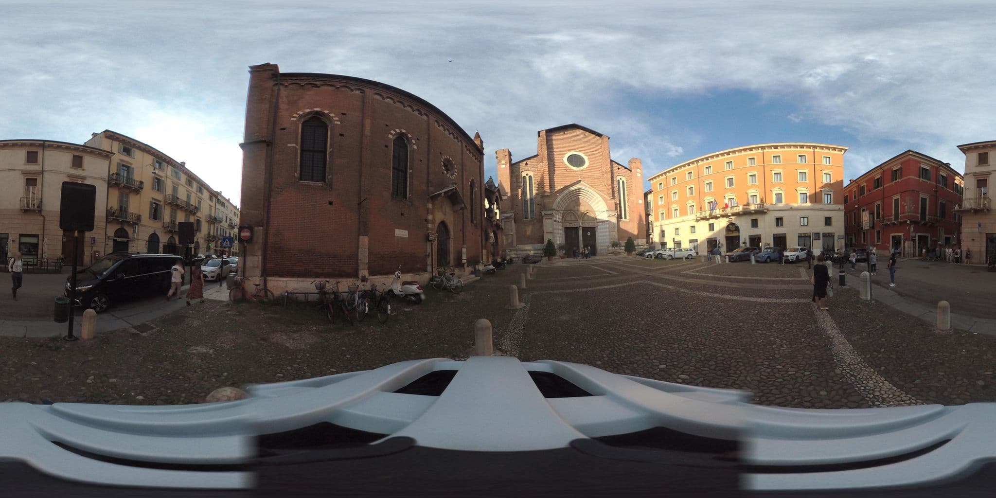 Street view near Romantic Bridge, Verona — © giubar (CC BY-SA · Mapillary)