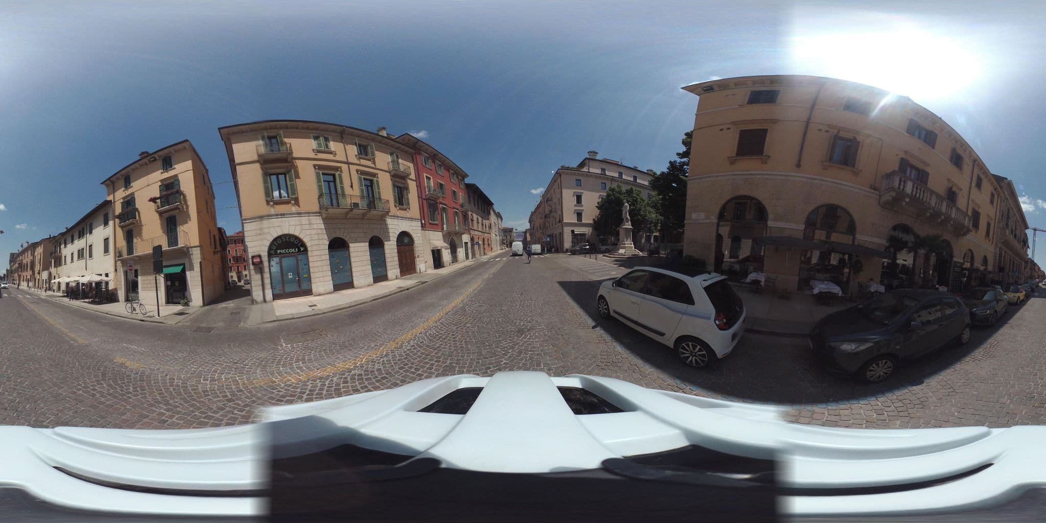 Street view near Romeo’s Eye, Verona — © giubar (CC BY-SA · Mapillary)