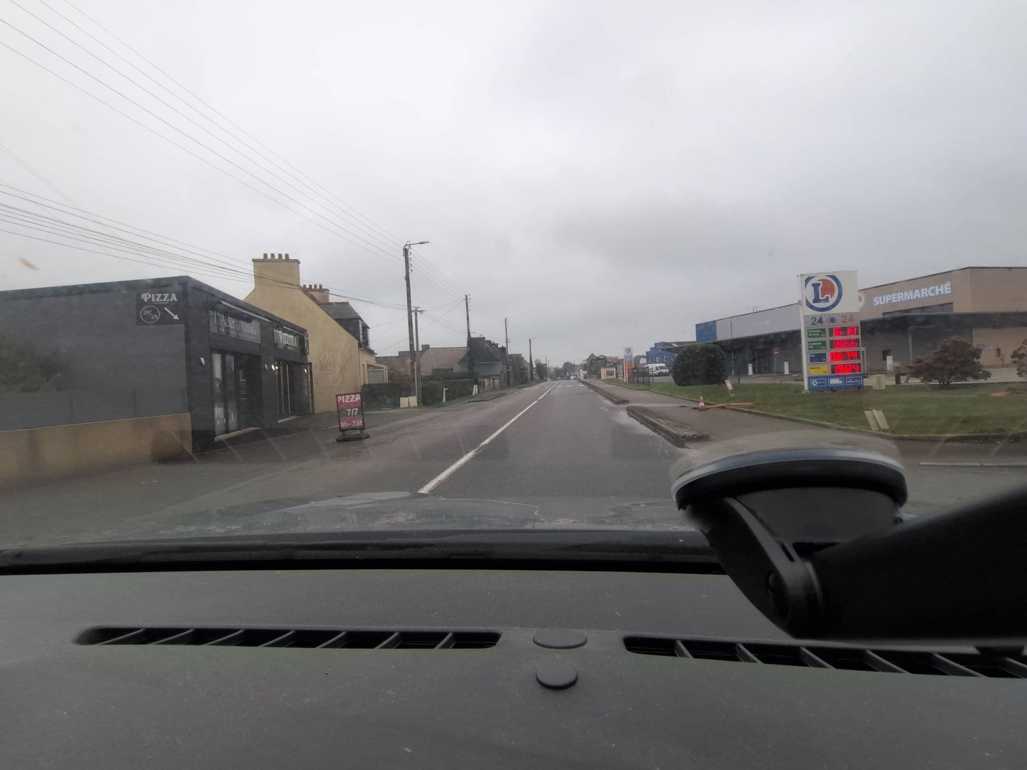 Street view near Aire Camping-car Leclerc Tal ar Groas, Telgruc-sur-Mer — © hautetension08 (CC BY-SA · Mapillary)