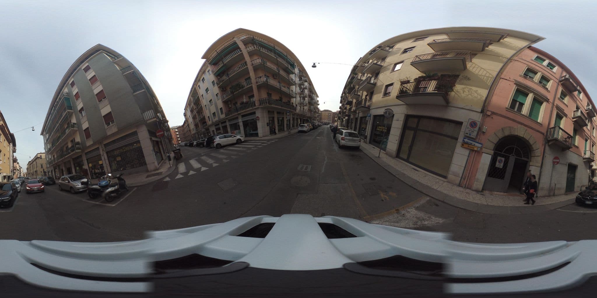 Street view near Poloni Apartment, Verona — © giubar (CC BY-SA · Mapillary)