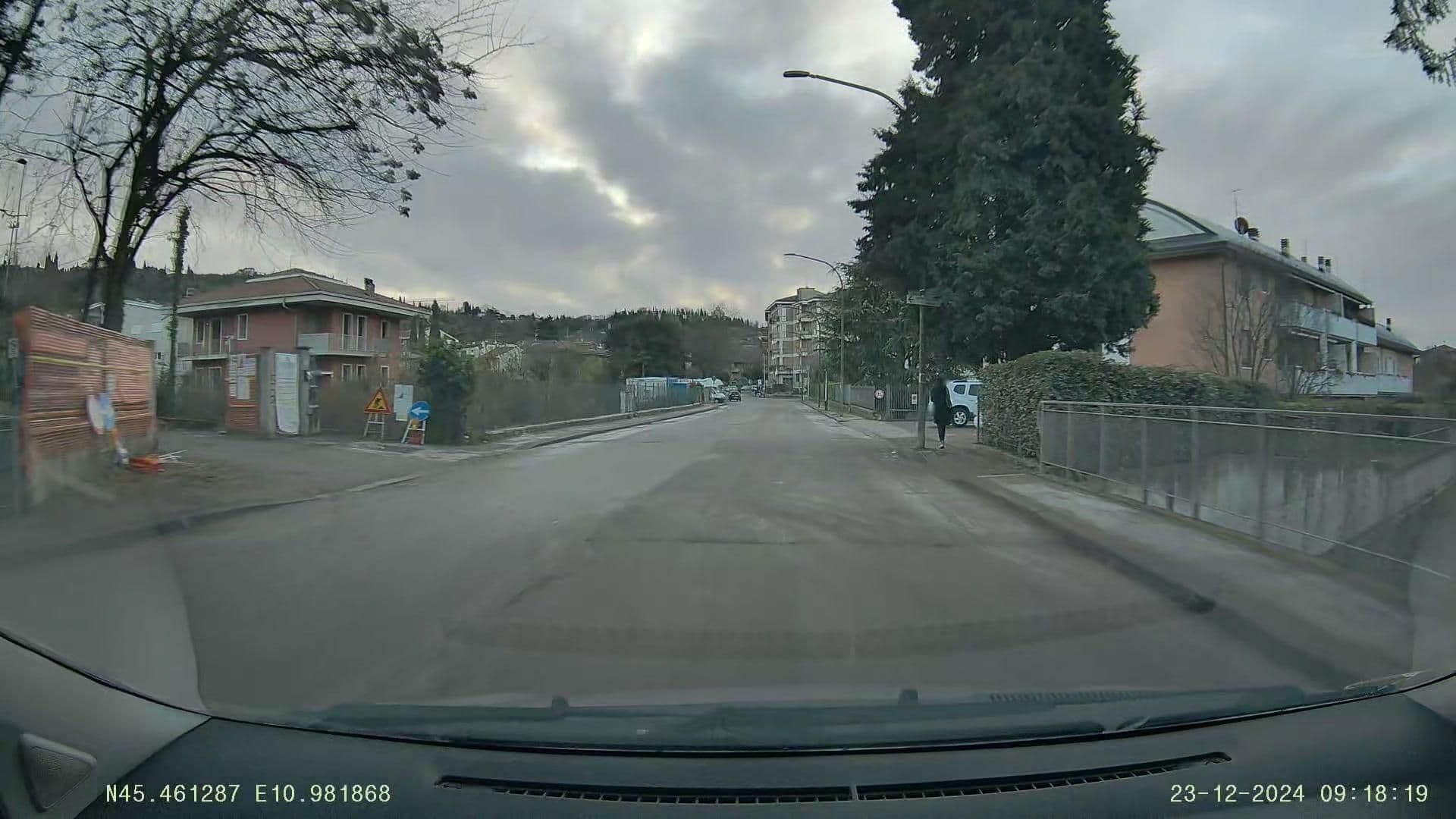 Street view near La Corte di Verona B&B, Verona — © Jacopo86 (CC BY-SA · Mapillary)