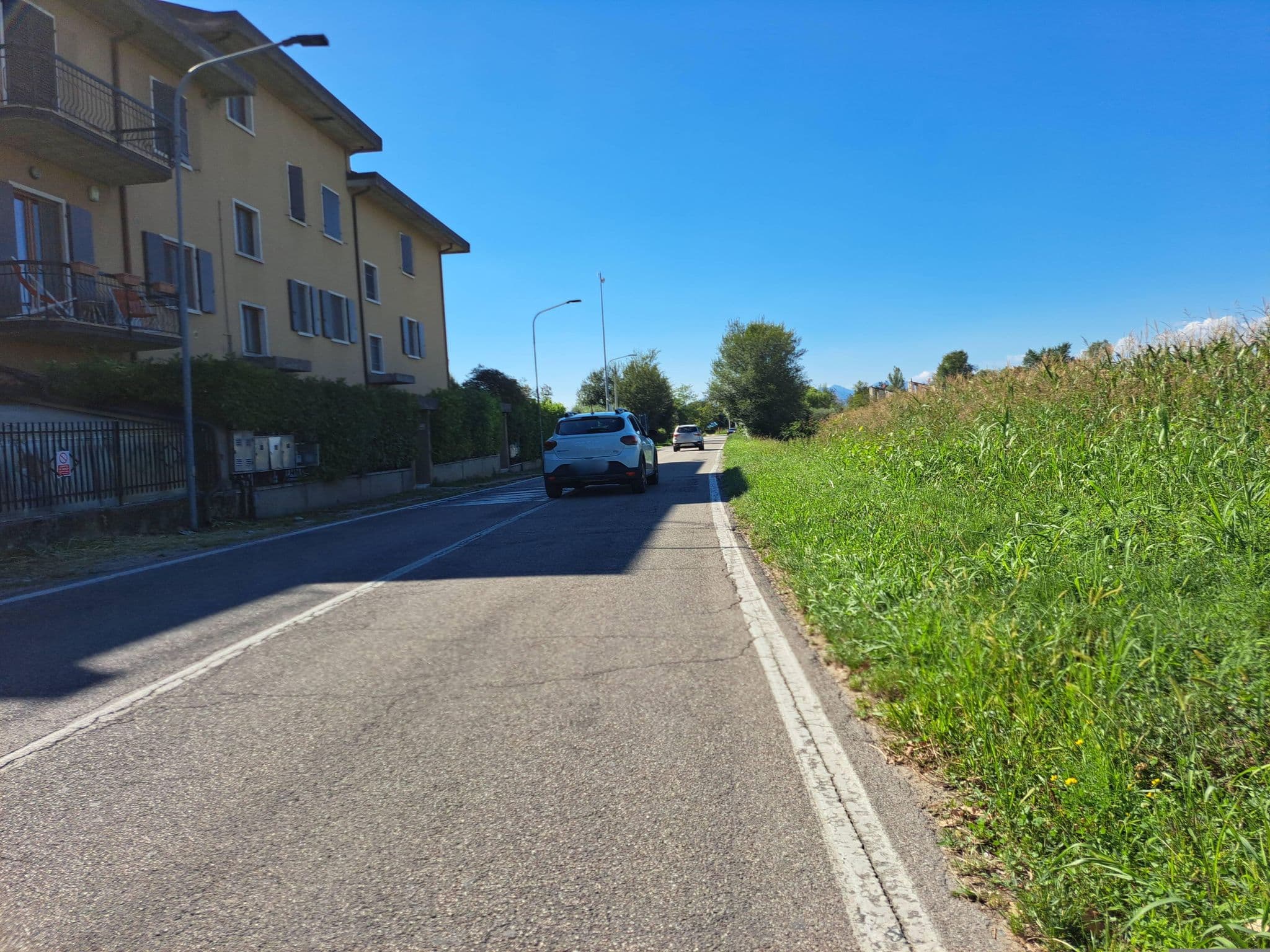 Street view near Betty's House, Colà — © giubar (CC BY-SA · Mapillary)