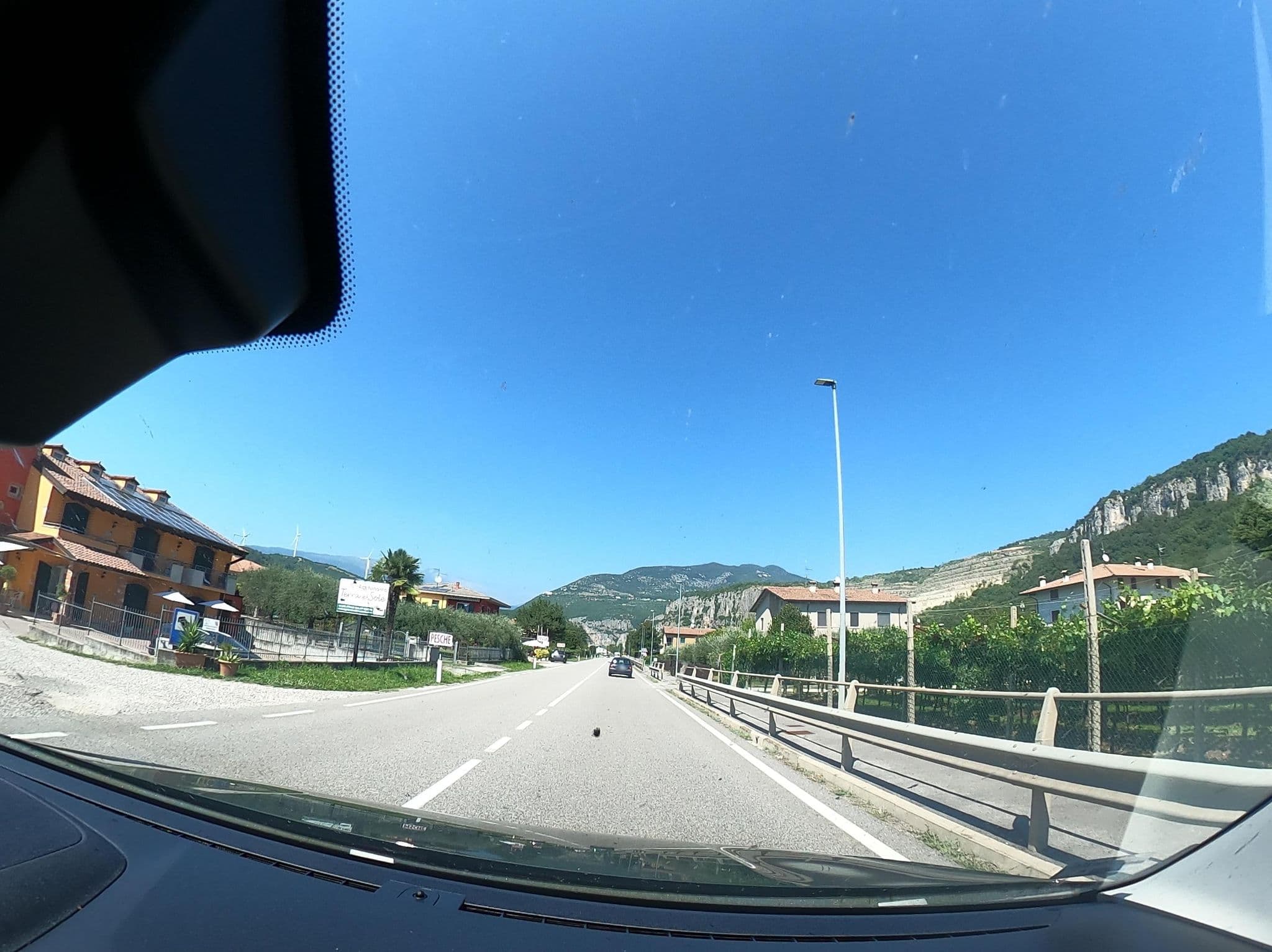 Street view near Terra e Sole, Volargne — © vst (CC BY-SA · Mapillary)