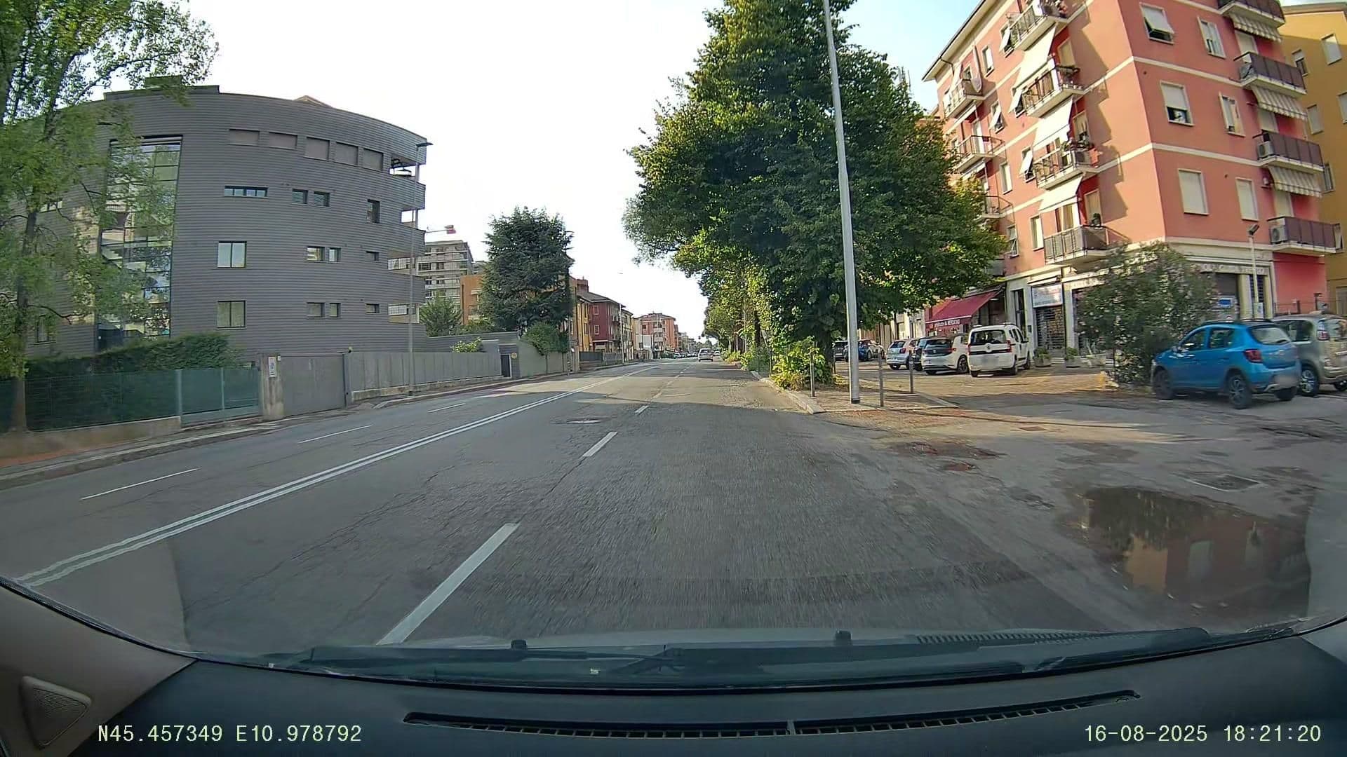Street view near Green House 71, Verona — © Jacopo86 (CC BY-SA · Mapillary)