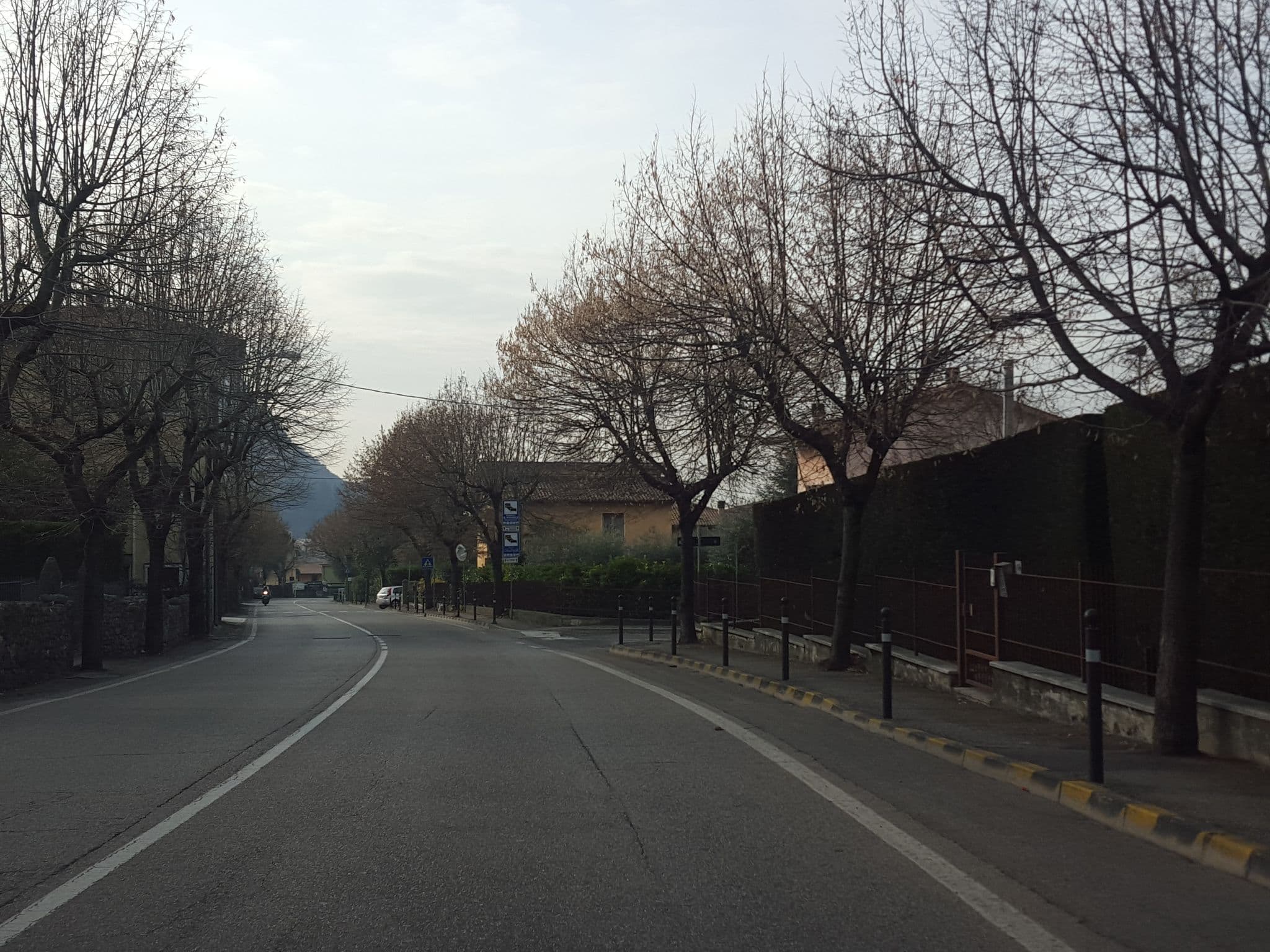 Street view near Appartamento Orchidea Garda, Garda — © lucamenini (CC BY-SA · Mapillary)