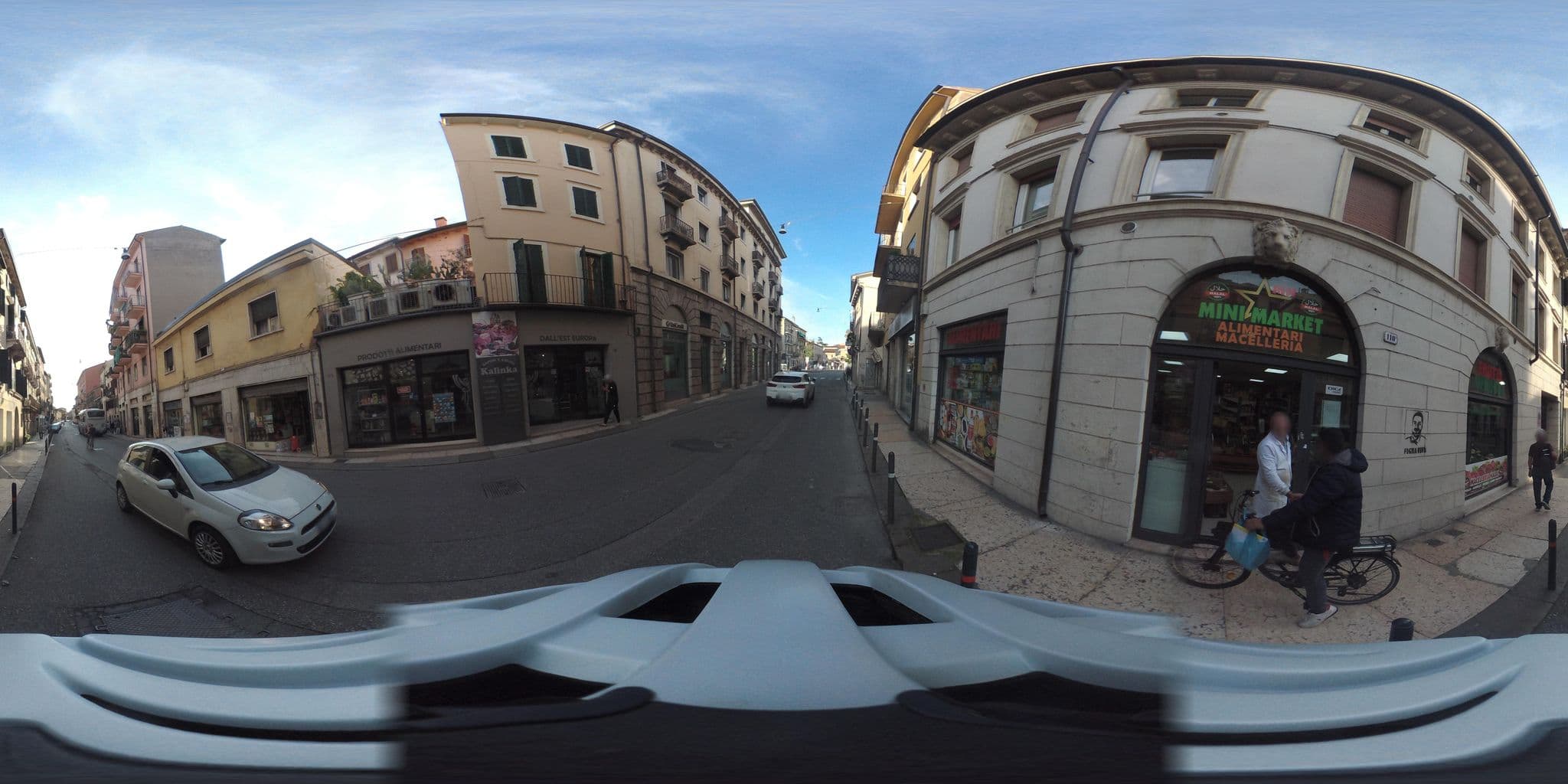 Street view near B&B King, Verona — © giubar (CC BY-SA · Mapillary)