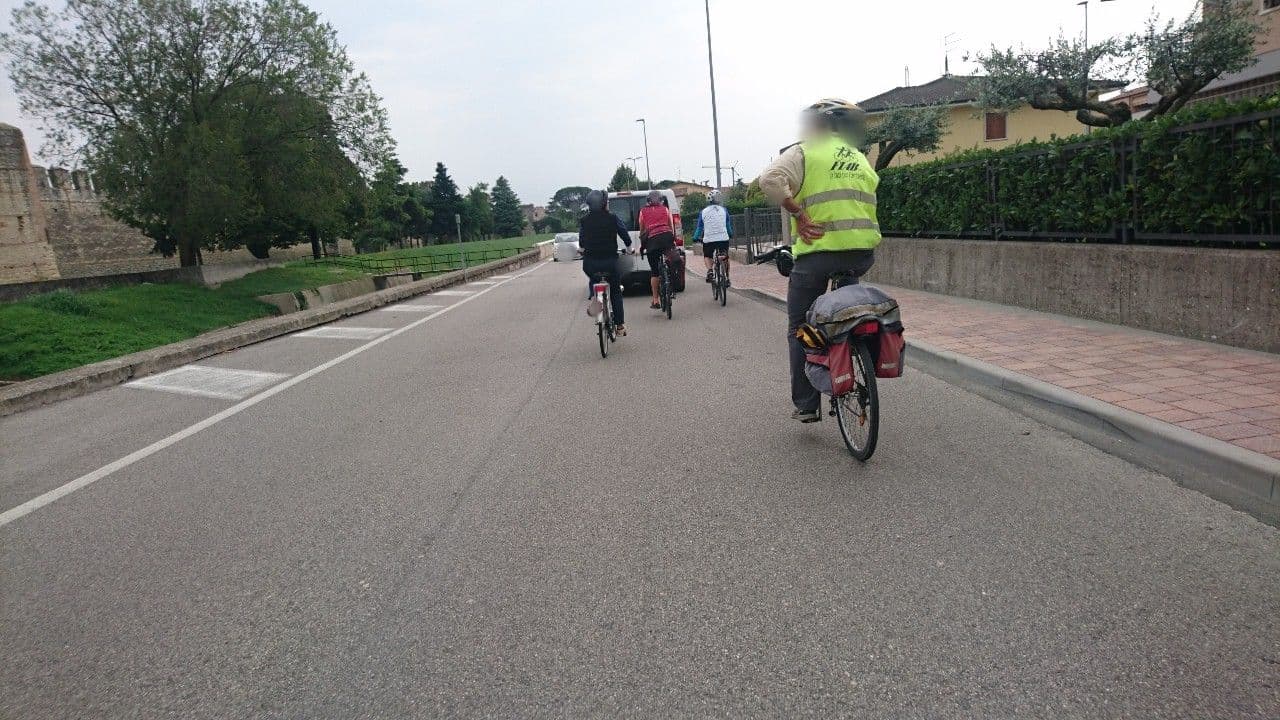 Street view near La Finestra Sul Castello, Soave — © voschix (CC BY-SA · Mapillary)