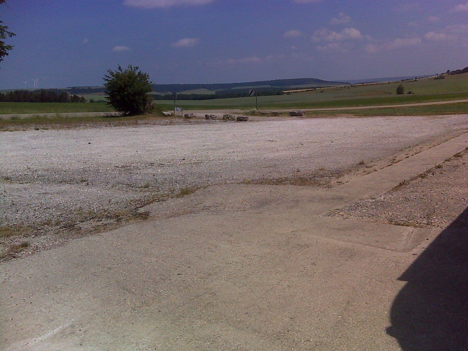 Street view near Aire de Cerisieres, Froncles — © bernardvoyageur (CC BY-SA · Mapillary)