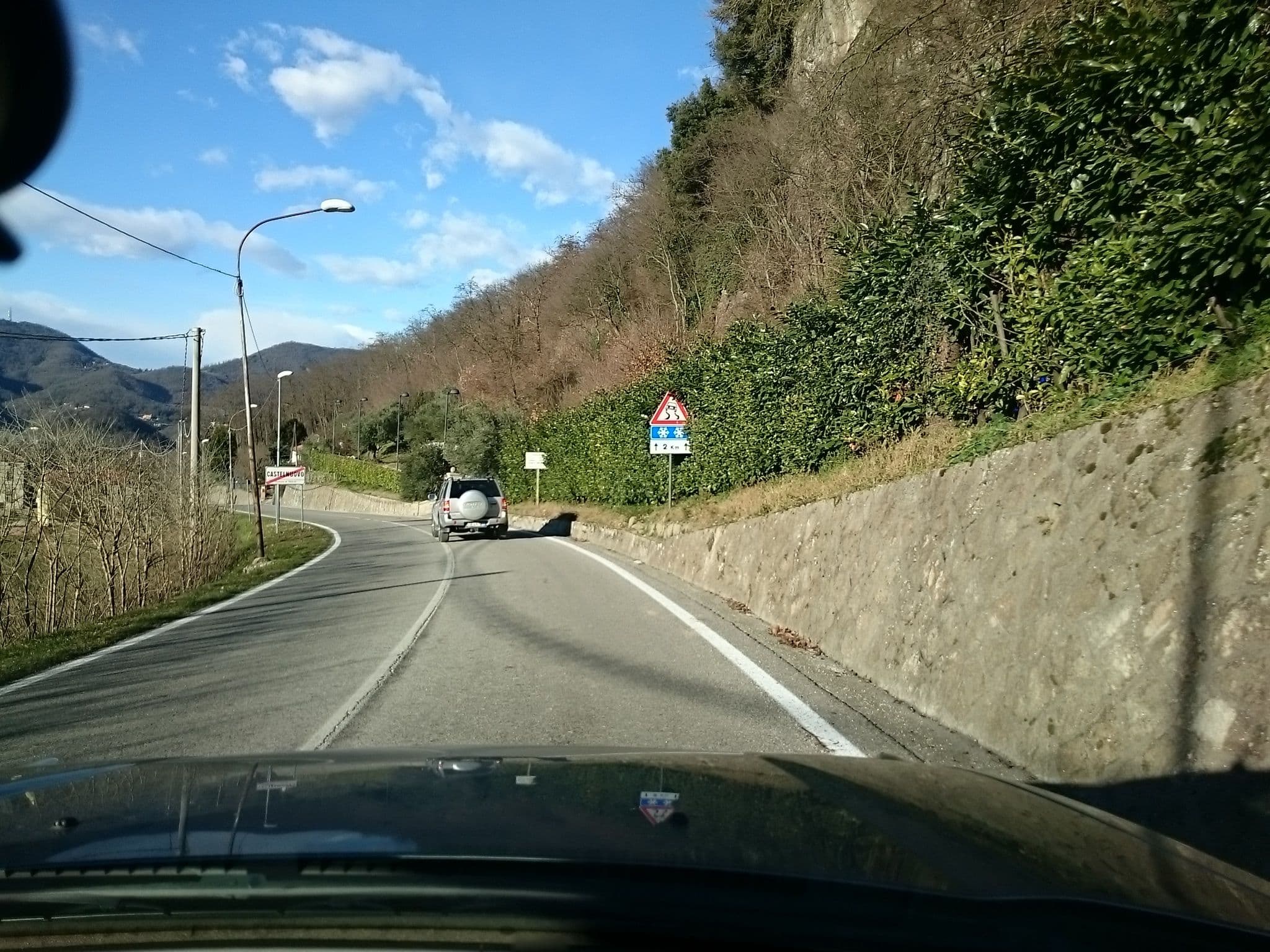 Street view near Turetta, Vò — © voschix (CC BY-SA · Mapillary)
