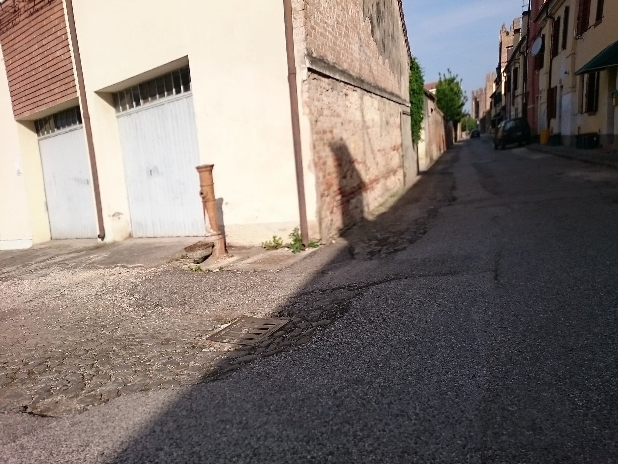 Street view near Le Ca De Boron Residence Apartments, Montagnana — © voschix (CC BY-SA · Mapillary)