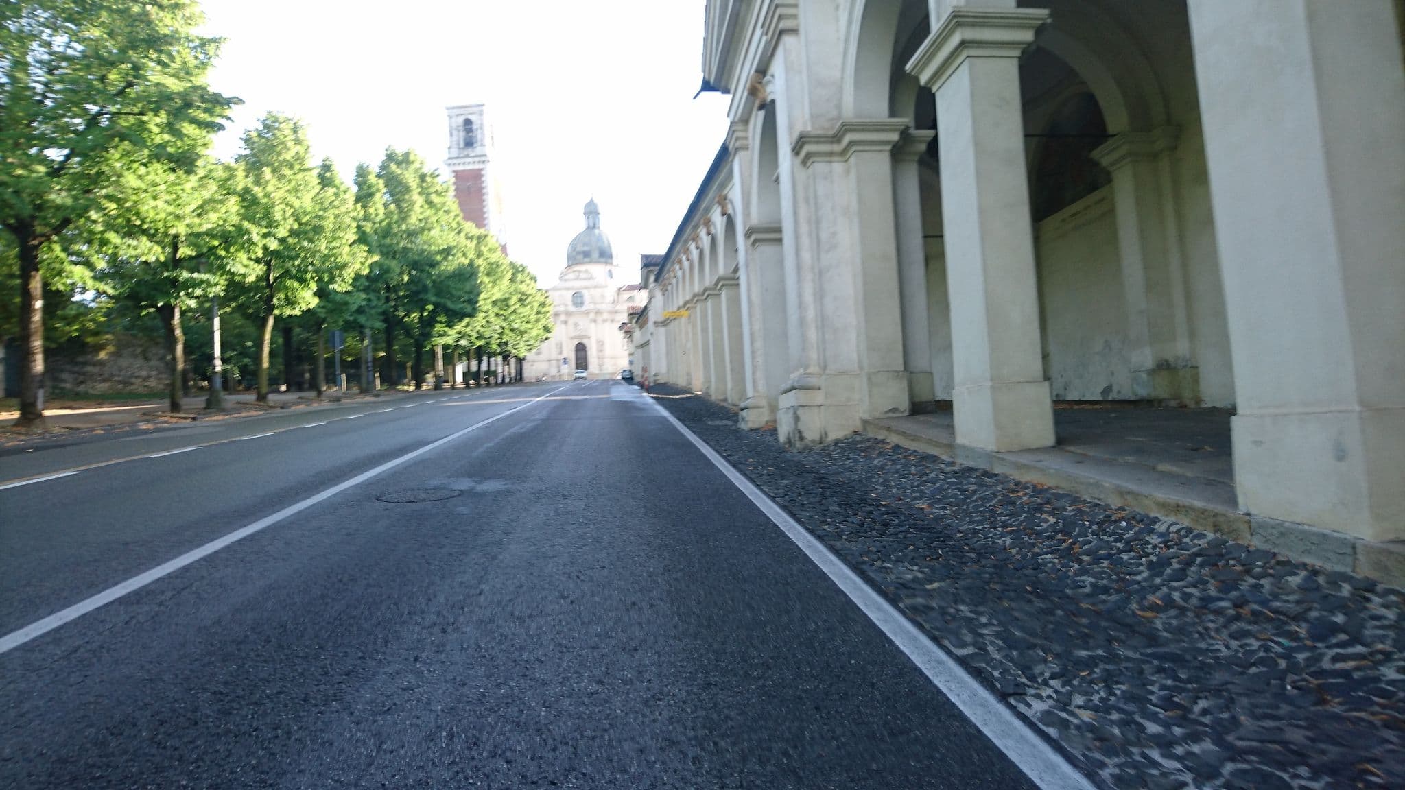 Street view near Albergo San Raffaele, Vicenza — © voschix (CC BY-SA · Mapillary)
