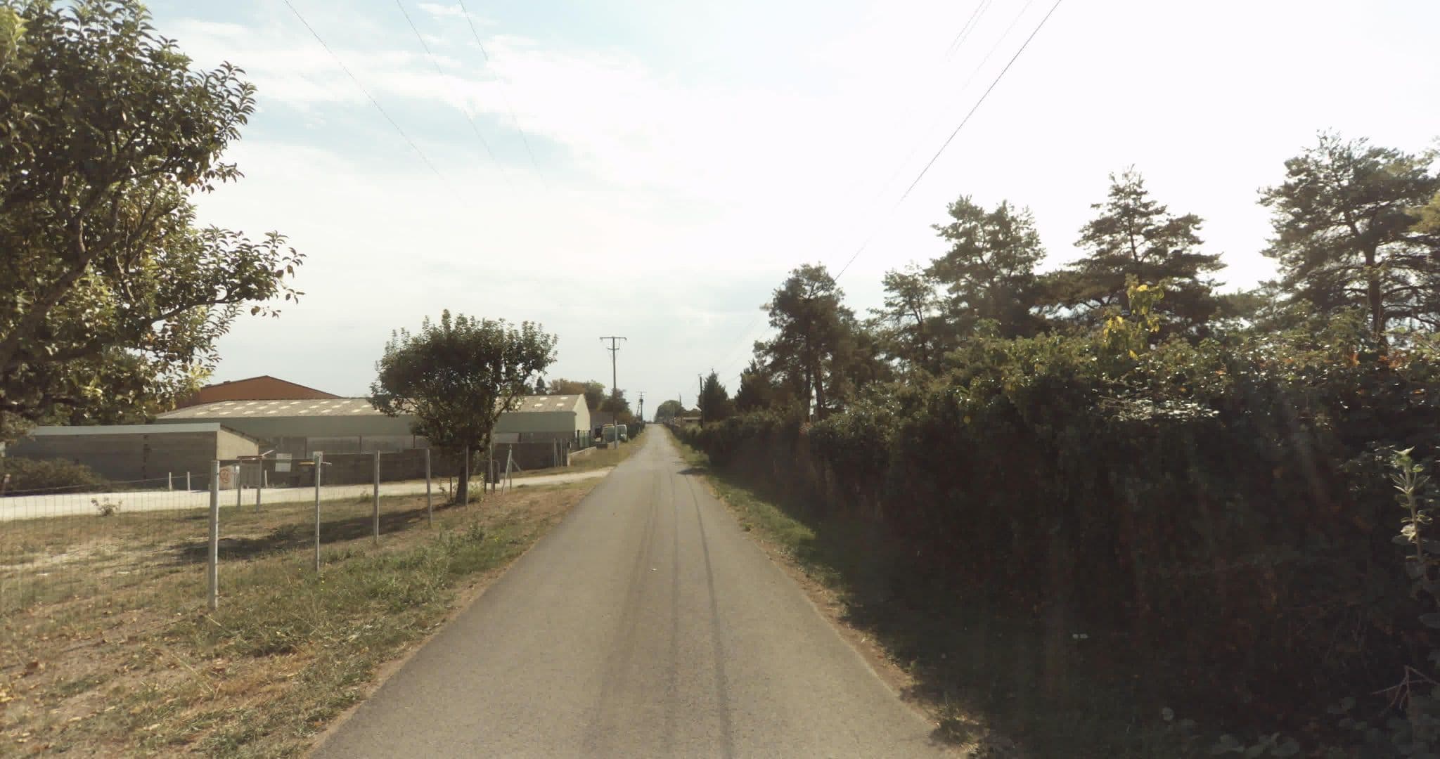 Street view near Aire de service camping-cars La Tourette, La Couronne — © sogefi (CC BY-SA · Mapillary)