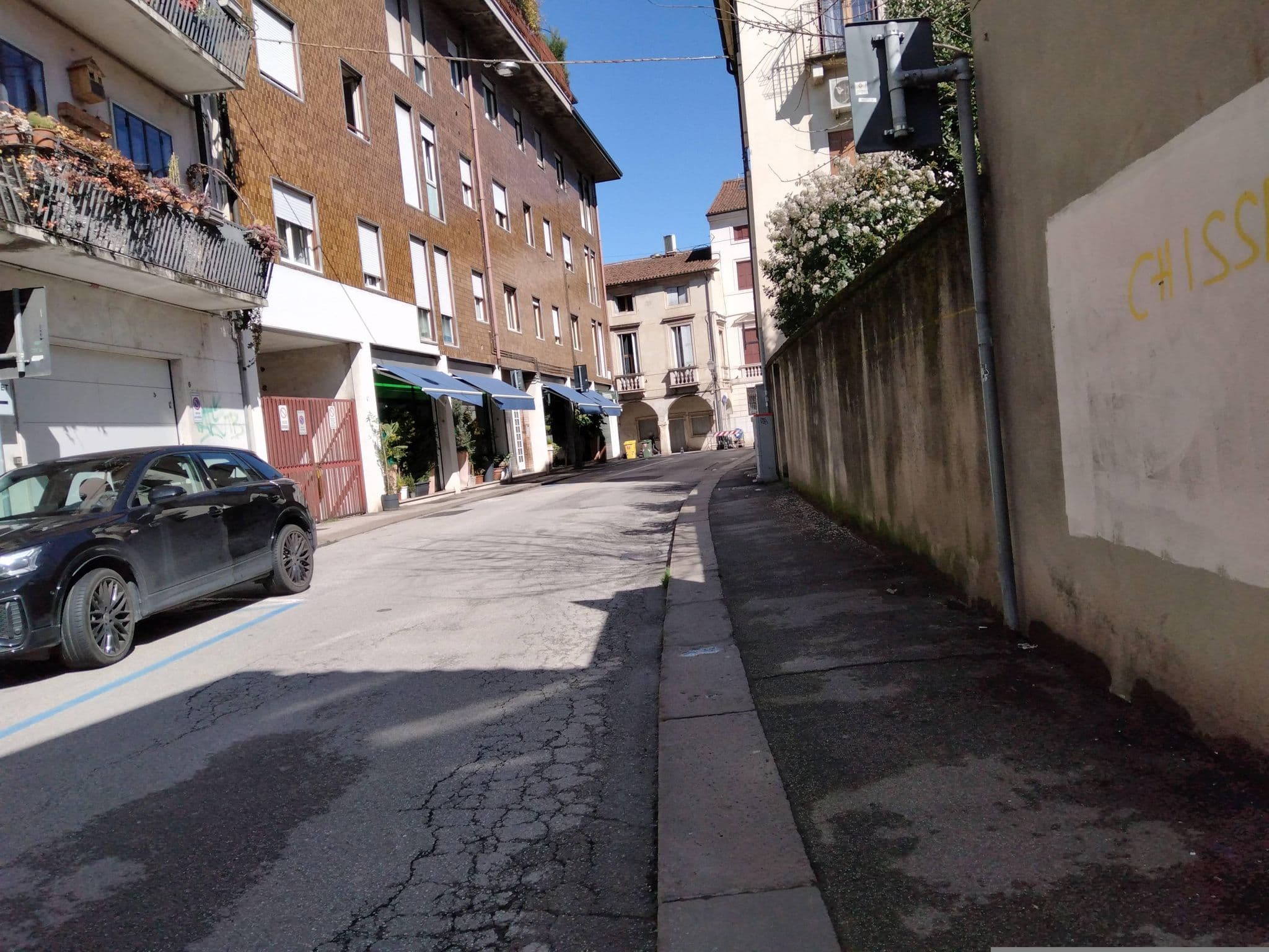 Street view near Mansarda Fogazzaro, Vicenza — © mircozorzo (CC BY-SA · Mapillary)