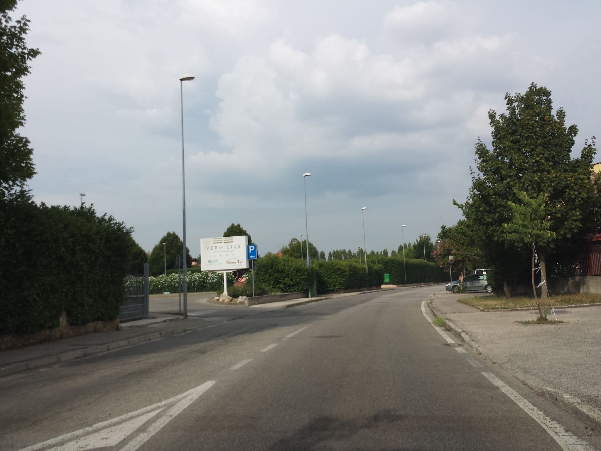 Street view near Vergilius Hotel SPA & Business Resort, Creazzo — © lucamenini (CC BY-SA · Mapillary)