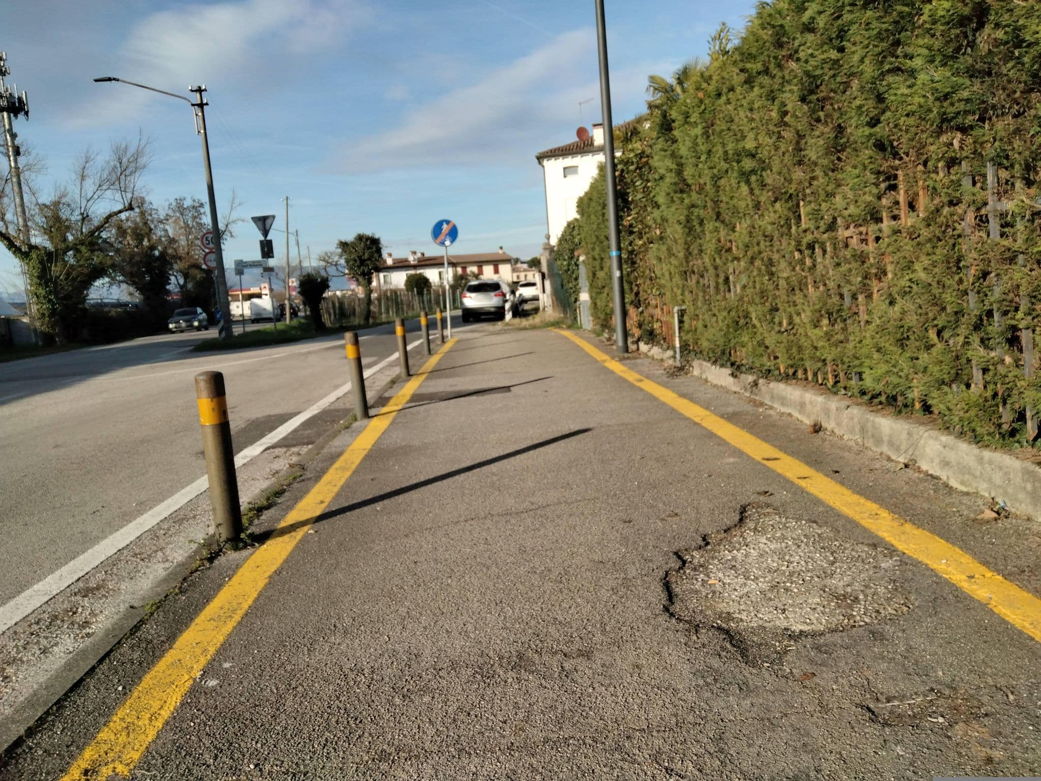 Street view near Bed & Breakfast Sant'Antonino, Crispi Cavour — © mircozorzo (CC BY-SA · Mapillary)