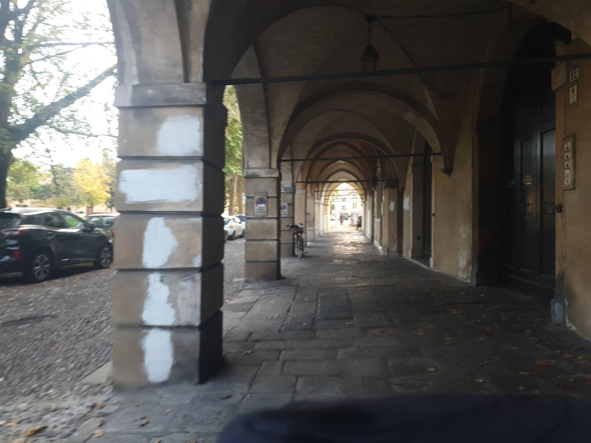 Street view near Residenza Riviera Paleocapa, Padua — © voschix (CC BY-SA · Mapillary)