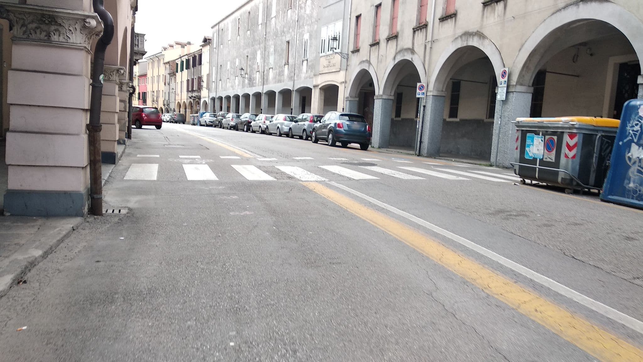 Street view near Istituto Sacro Cuore Pensionato Universitario, Padua — © mircozorzo (CC BY-SA · Mapillary)