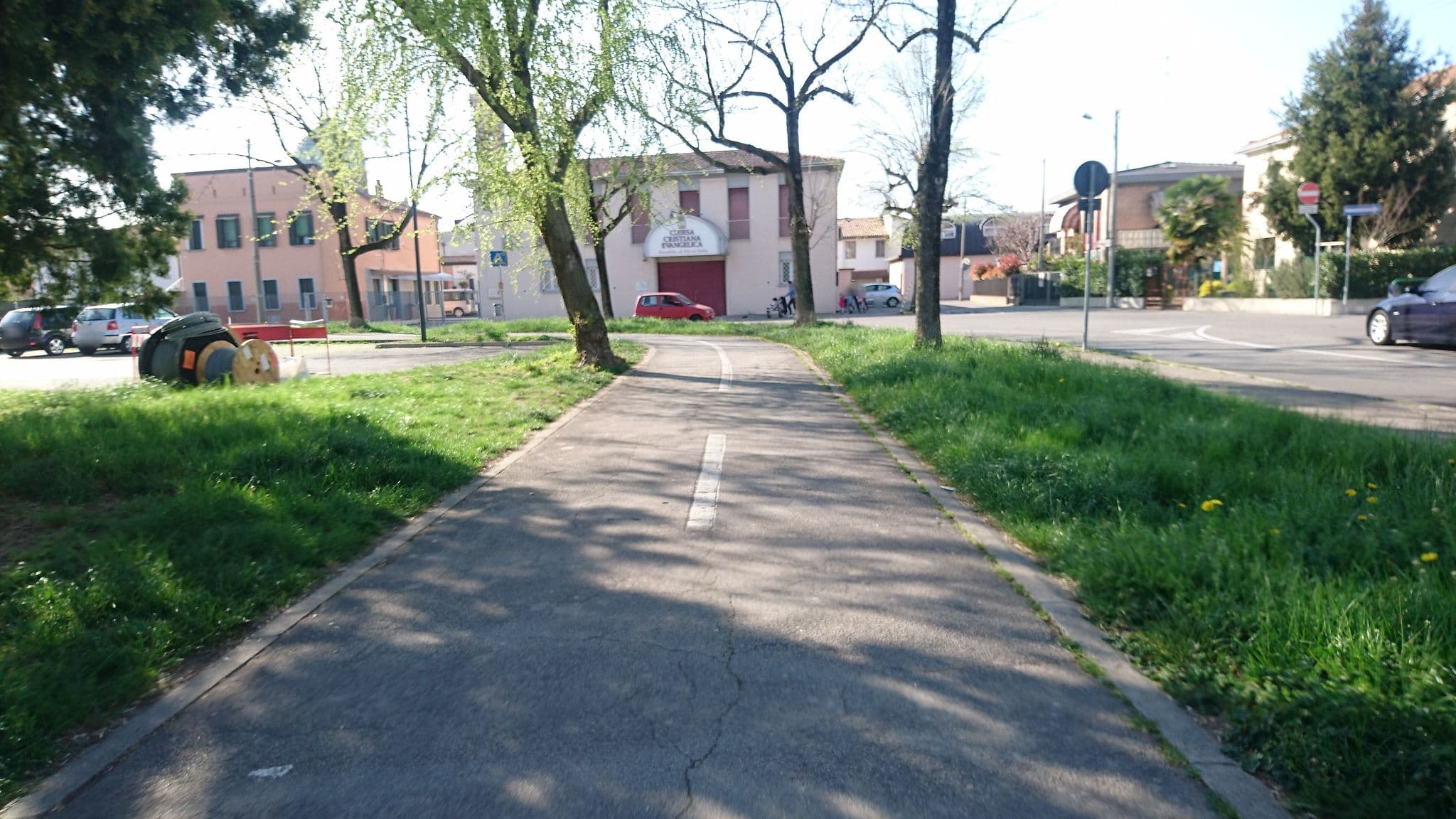 Street view near La Gallina Padovana, Arcella — © voschix (CC BY-SA · Mapillary)