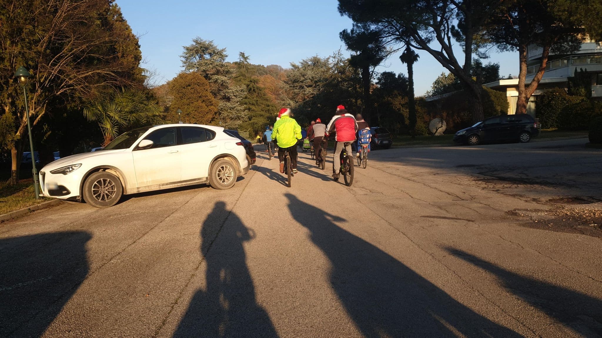 Street view near Ifa Sporting Resort SPA & Golf, Battaglia Terme — © voschix (CC BY-SA · Mapillary)
