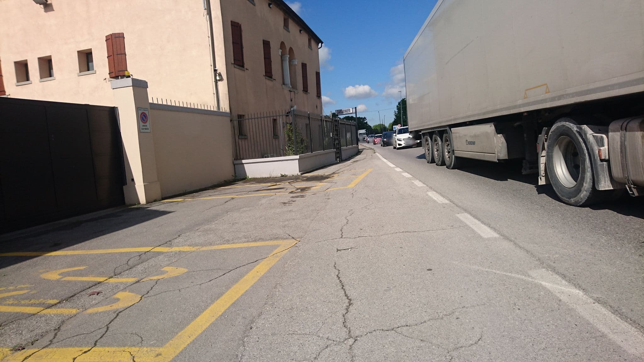 Street view near Ceffri Hotel Padua, Monselice — © voschix (CC BY-SA · Mapillary)
