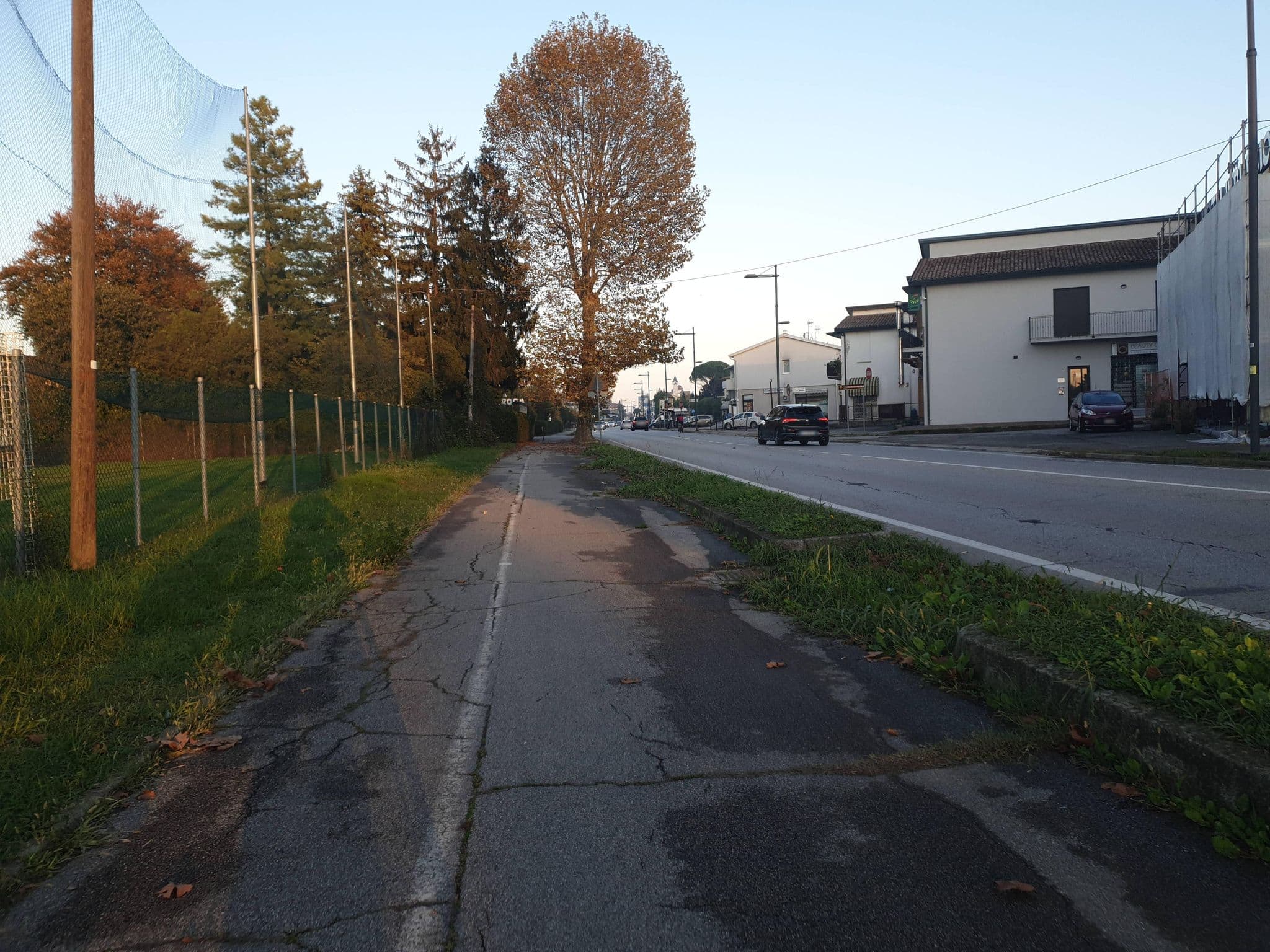 Street view near Albergo Ristorante Il Burcio, Selvazzano Dentro — © voschix (CC BY-SA · Mapillary)