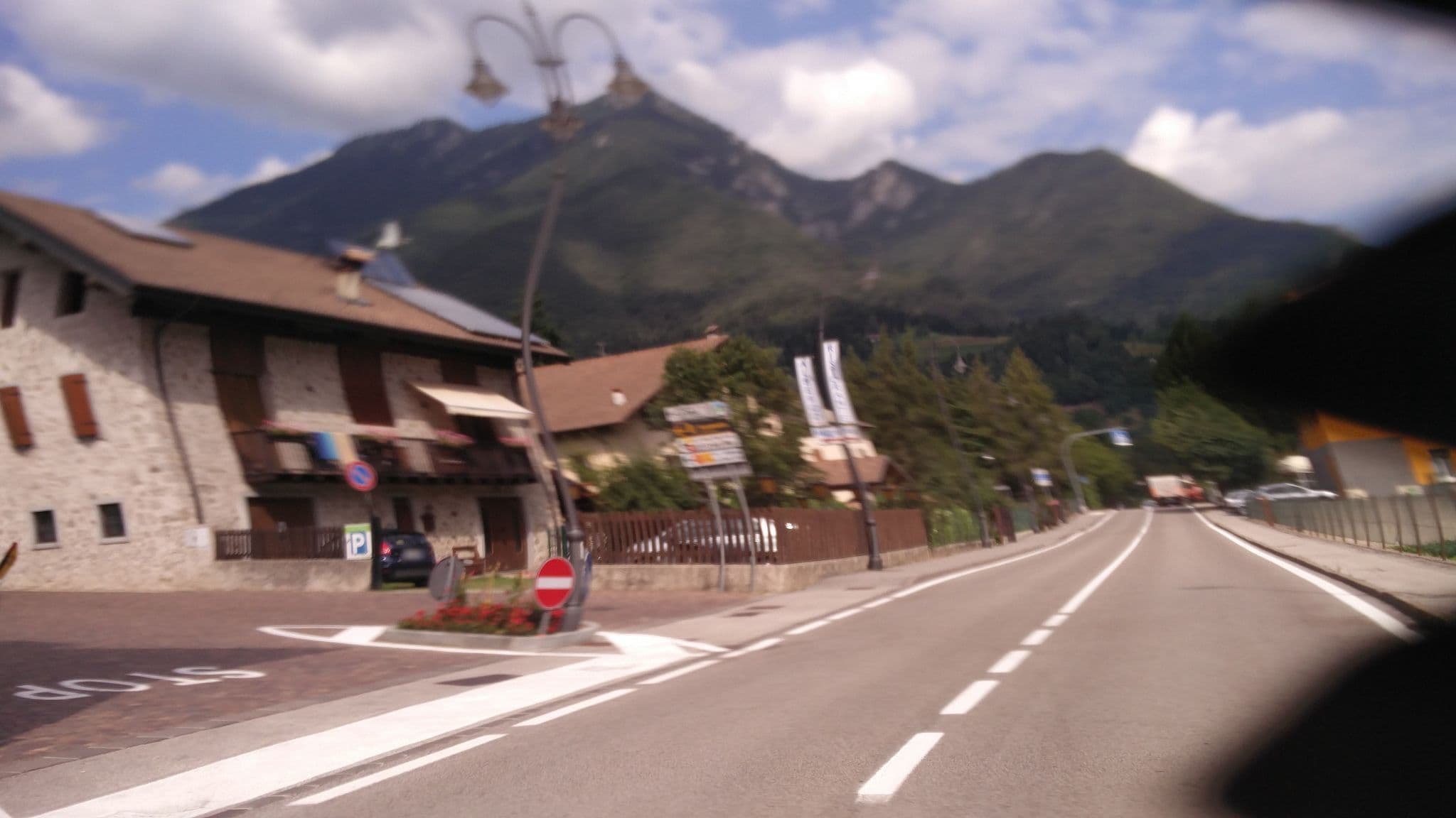 Street view near Casa Silvia, Molina di Ledro — © mattruffoni (CC BY-SA · Mapillary)
