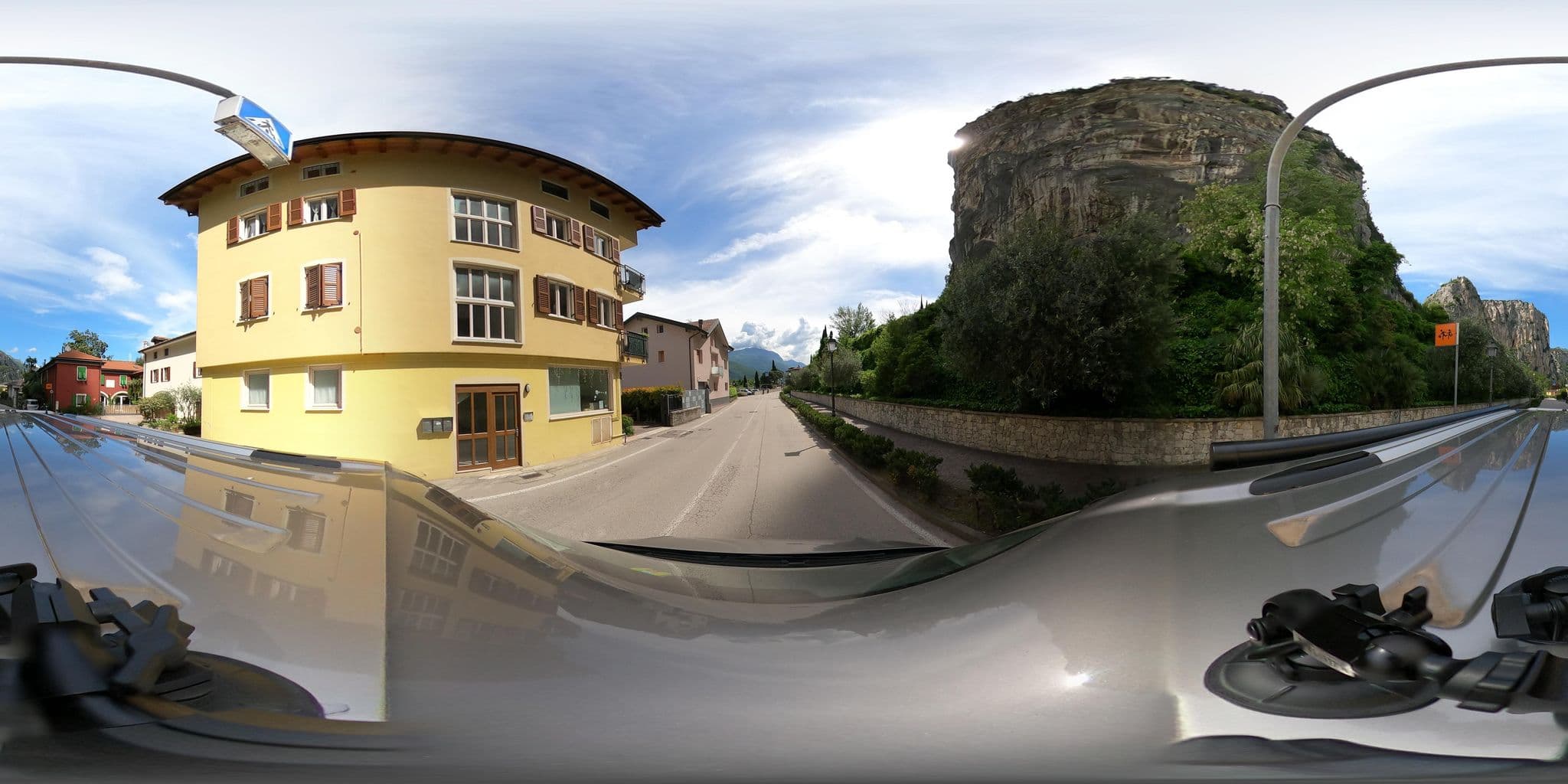 Street view near Hotel Garden, Arco — © kopra (CC BY-SA · Mapillary)