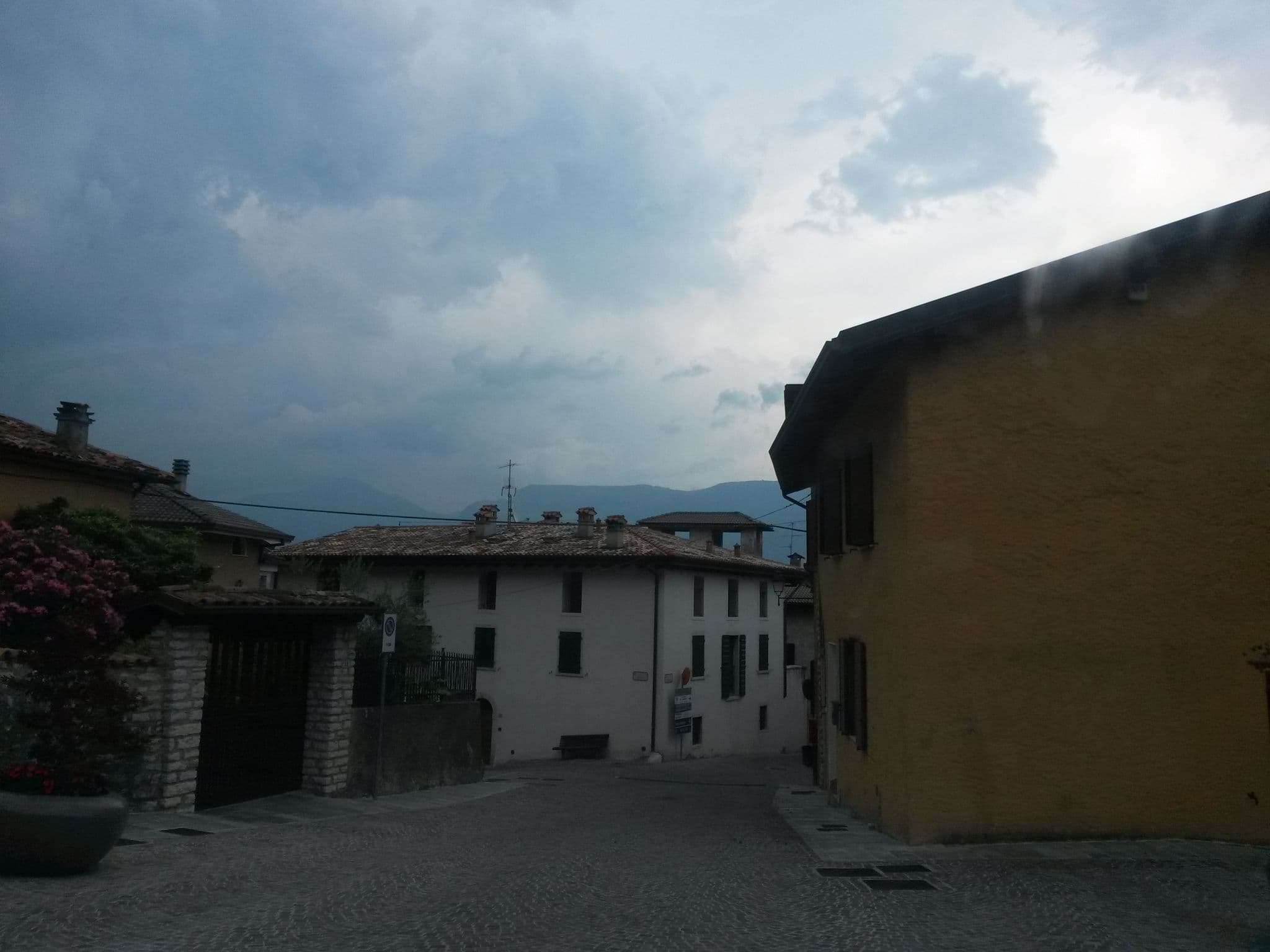 Street view near Casa Mary apartments, Malcesine — © uwekoch (CC BY-SA · Mapillary)