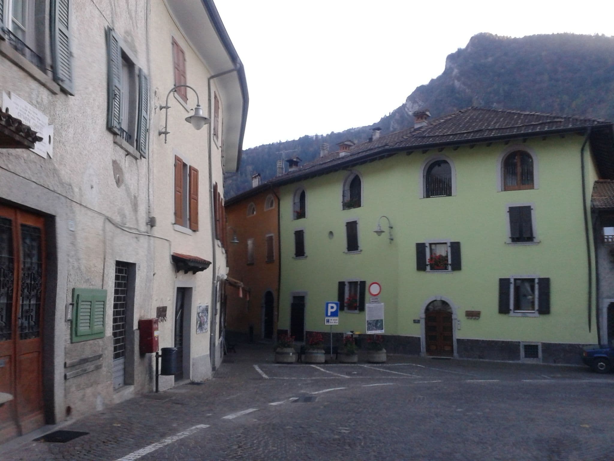 Street view near Appartamento al Colle, Molina di Ledro — © zonta72 (CC BY-SA · Mapillary)