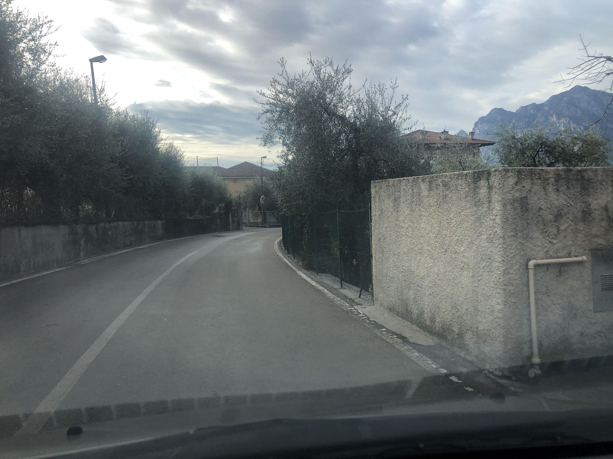 Street view near Donatella Apartment, Bolognano-Vignole — © mich74 (CC BY-SA · Mapillary)