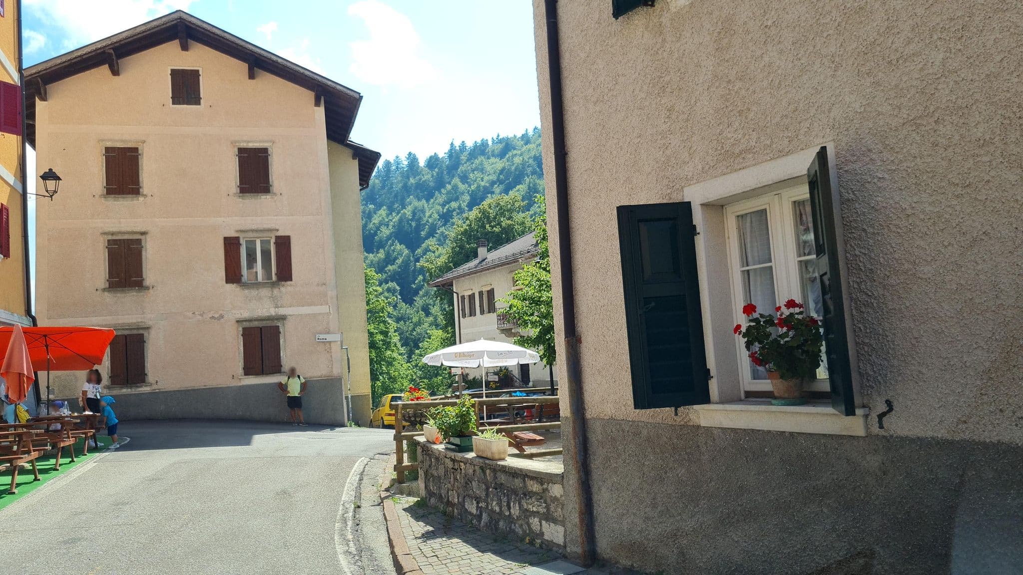 Street view near Corona, Caldonazzo — © laniuscollurio (CC BY-SA · Mapillary)