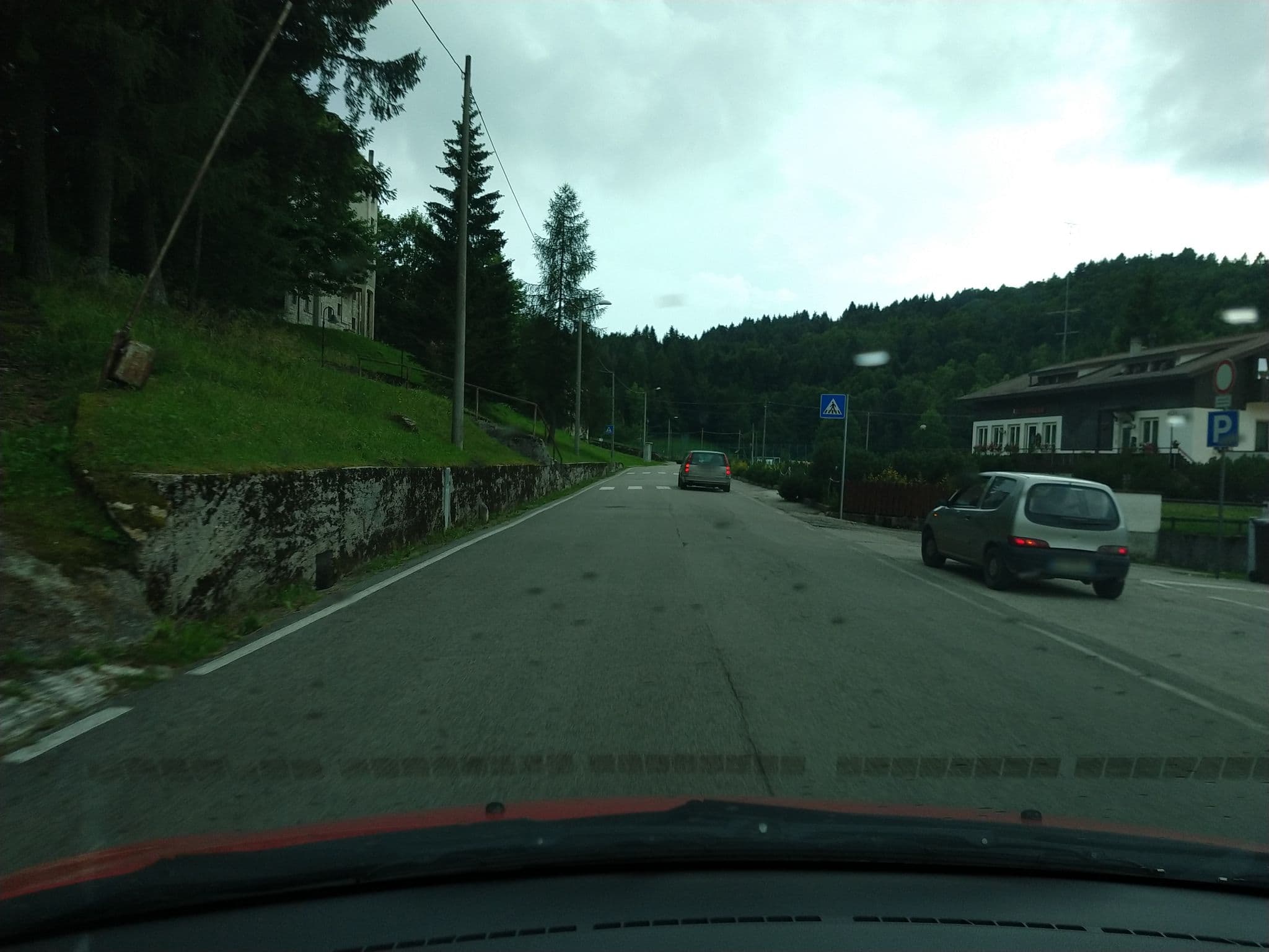 Street view near Albergo Chiosco Alpino Cucina Tipica, Arsiero — © alibaba99 (CC BY-SA · Mapillary)