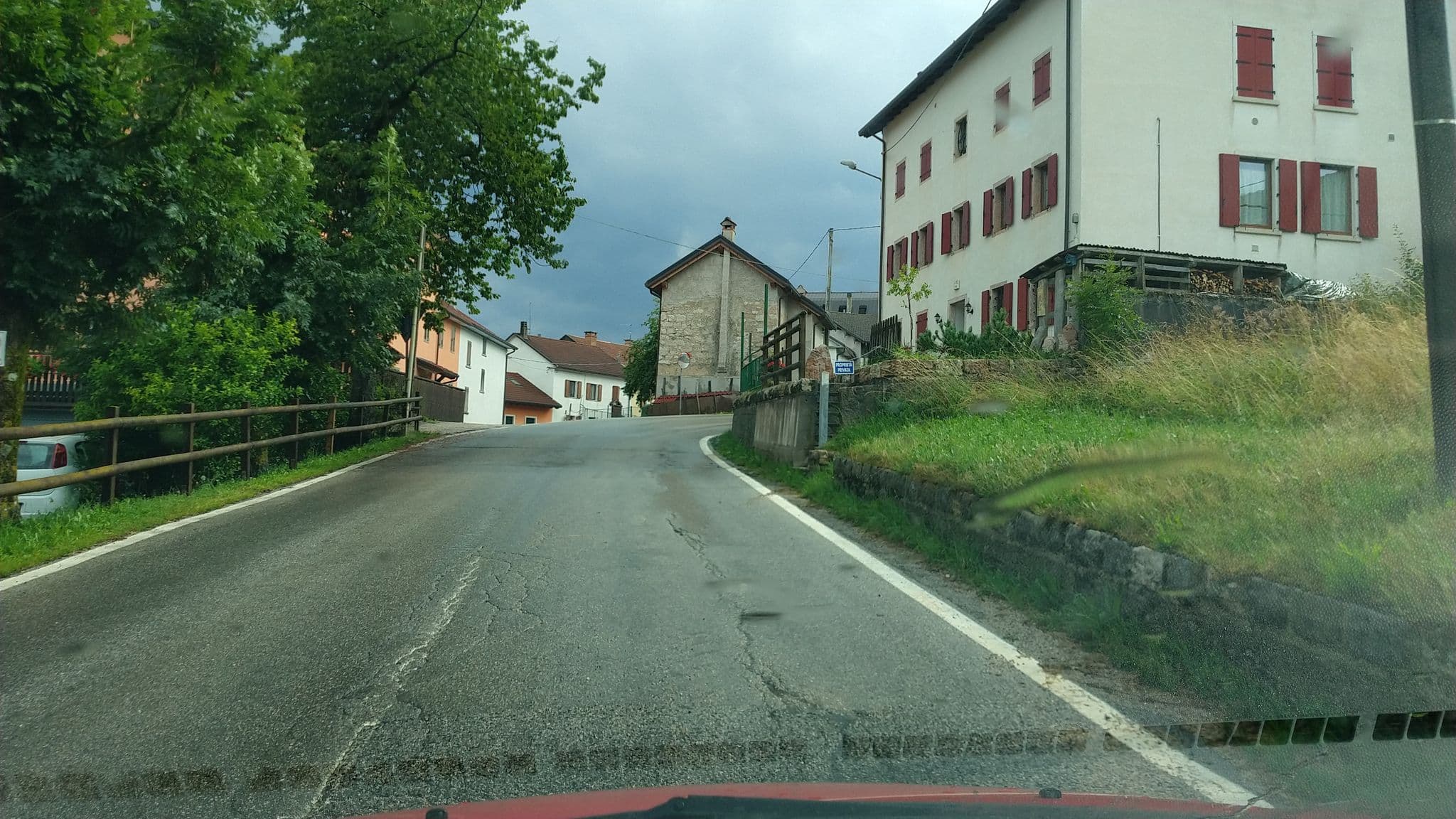 Street view near Albergo Ristorante Bucaneve, Arsiero — © alibaba99 (CC BY-SA · Mapillary)