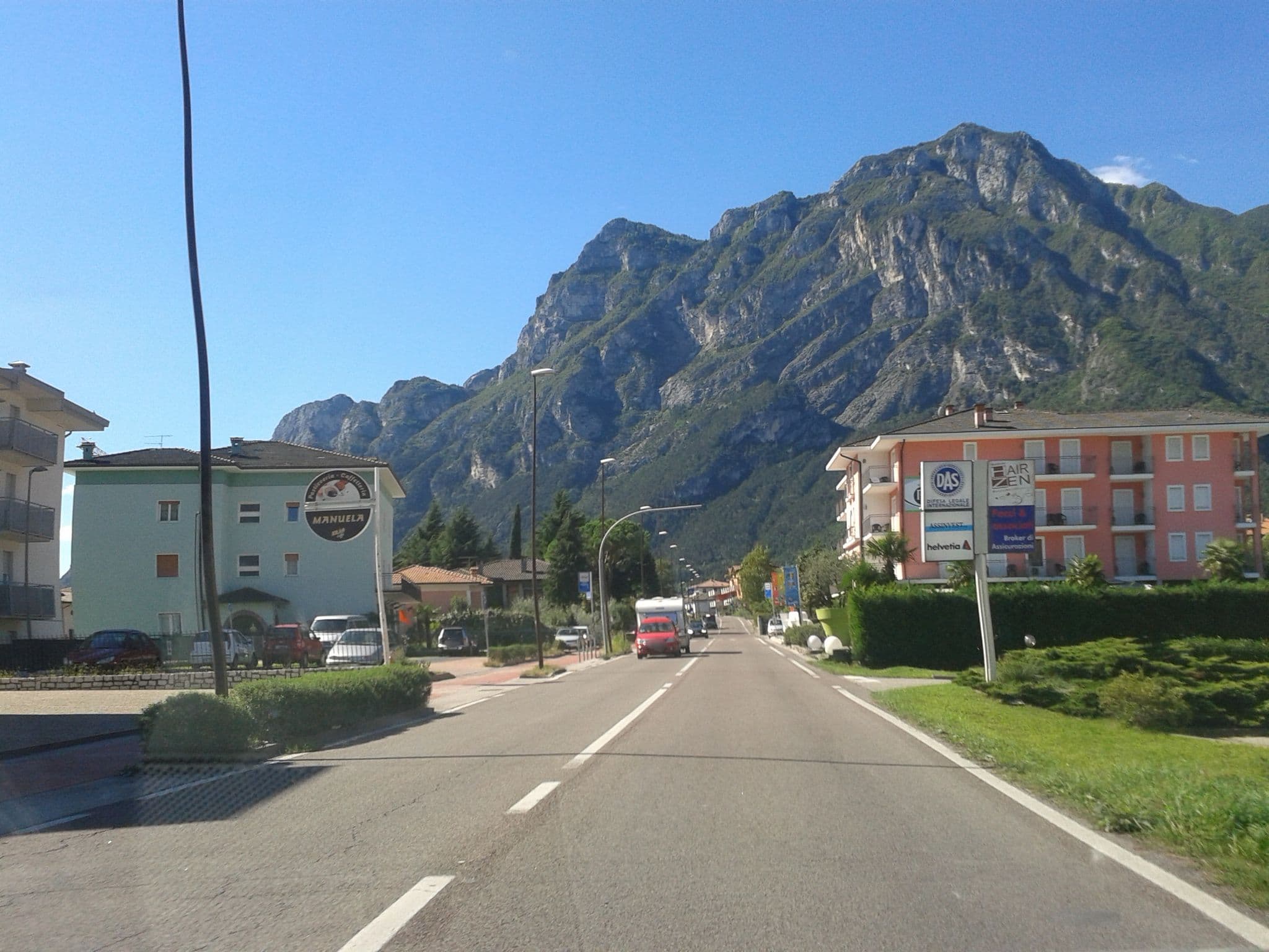 Street view near Appartamenti Ora e Peler, Riva del Garda — © zonta72 (CC BY-SA · Mapillary)