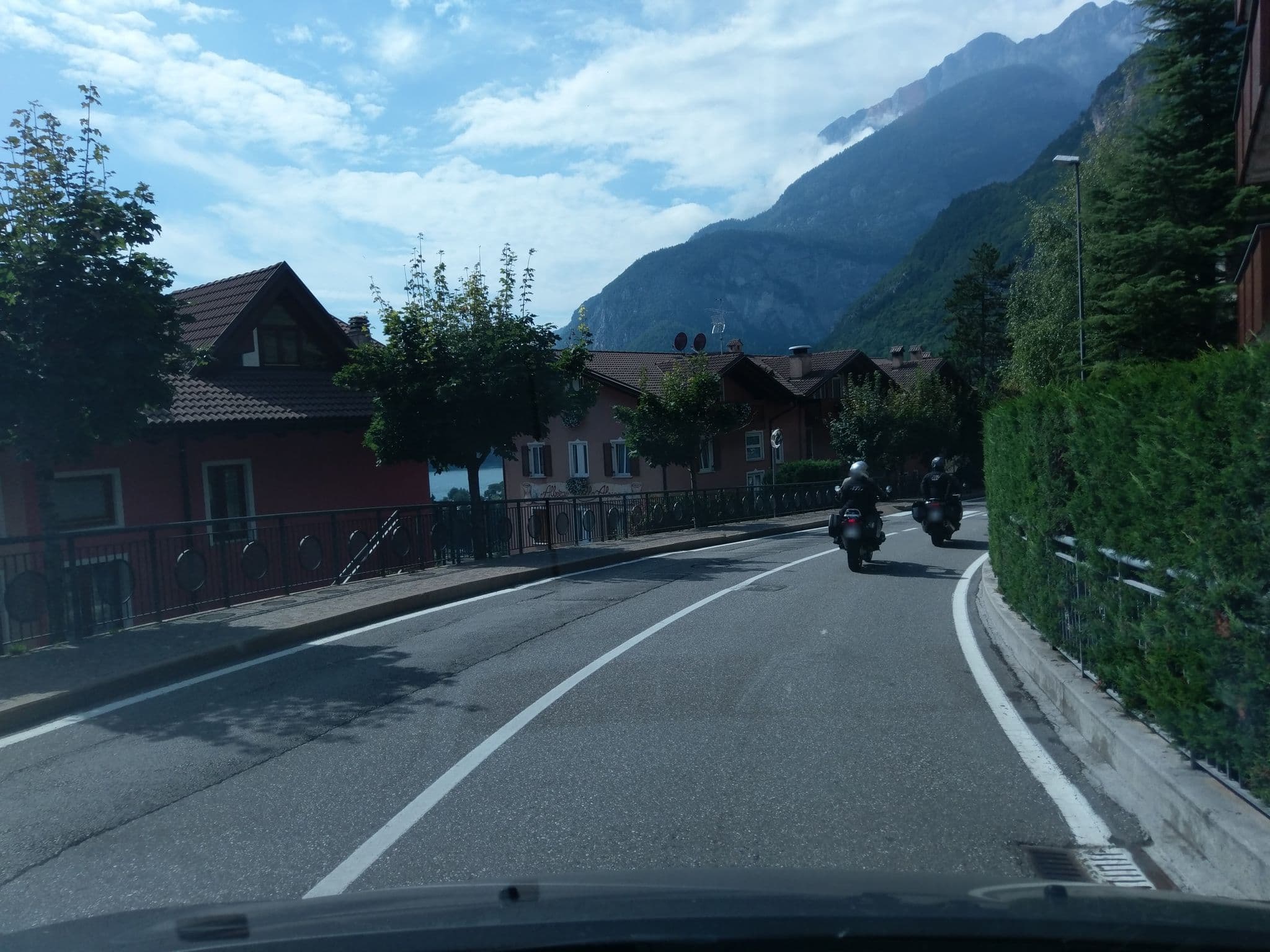 Street view near Albergo Alexander Hotel Cima Tosa, Molveno — © bufonto (CC BY-SA · Mapillary)
