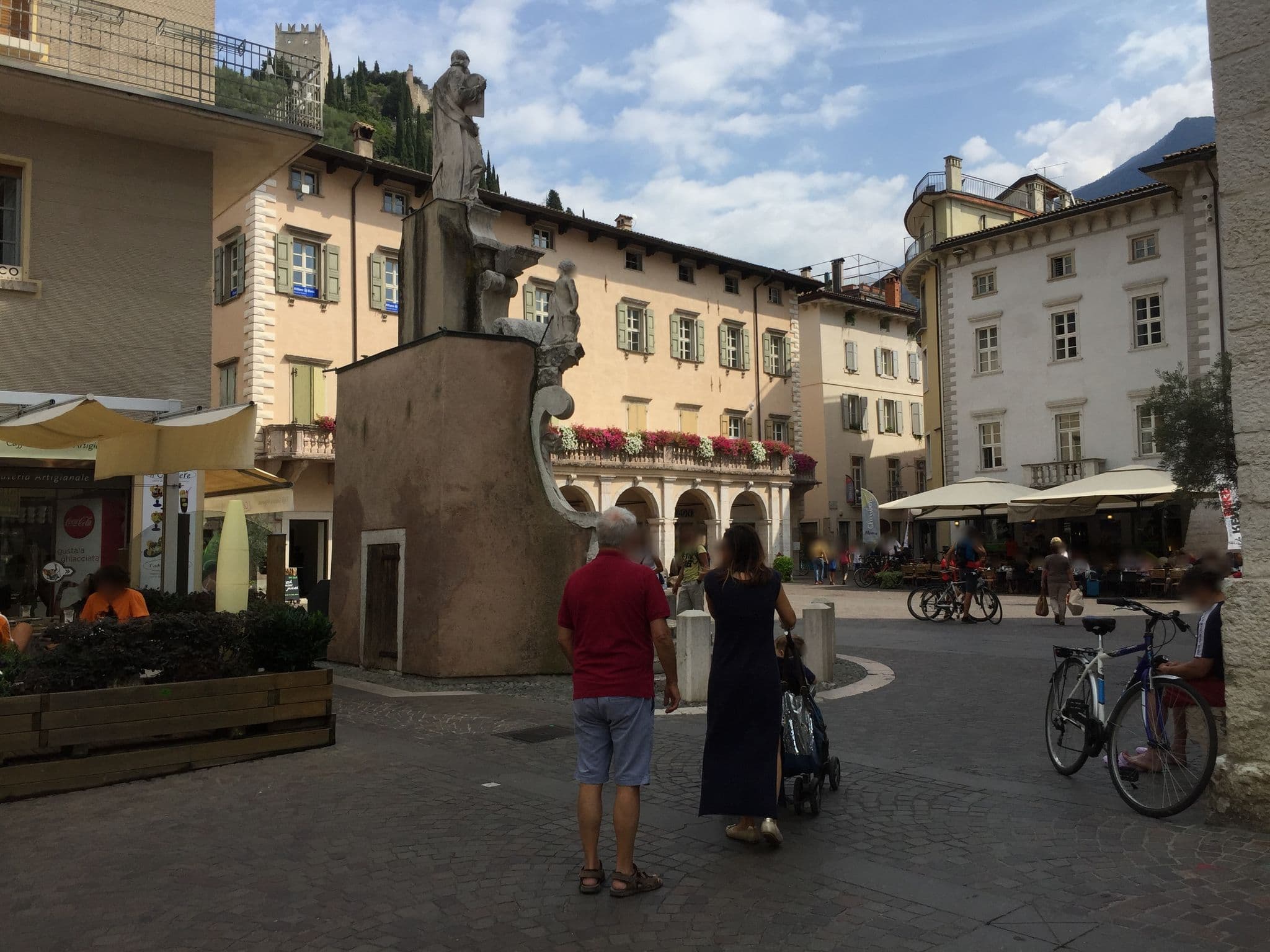 Street view near Casa Tonetta Luxury Apartments, Arco — © rufus1295 (CC BY-SA · Mapillary)
