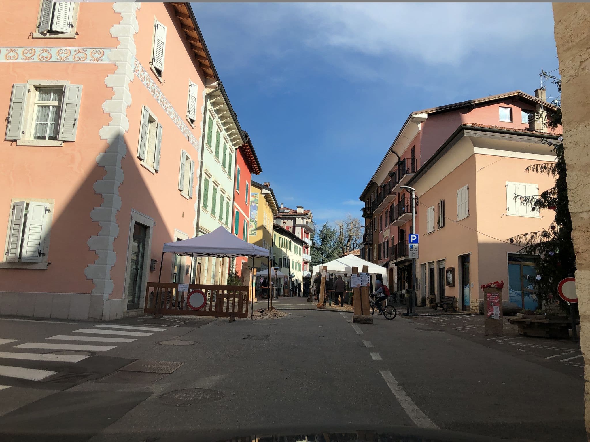 Street view near Albergo da neni, Brentonico — © mich74 (CC BY-SA · Mapillary)