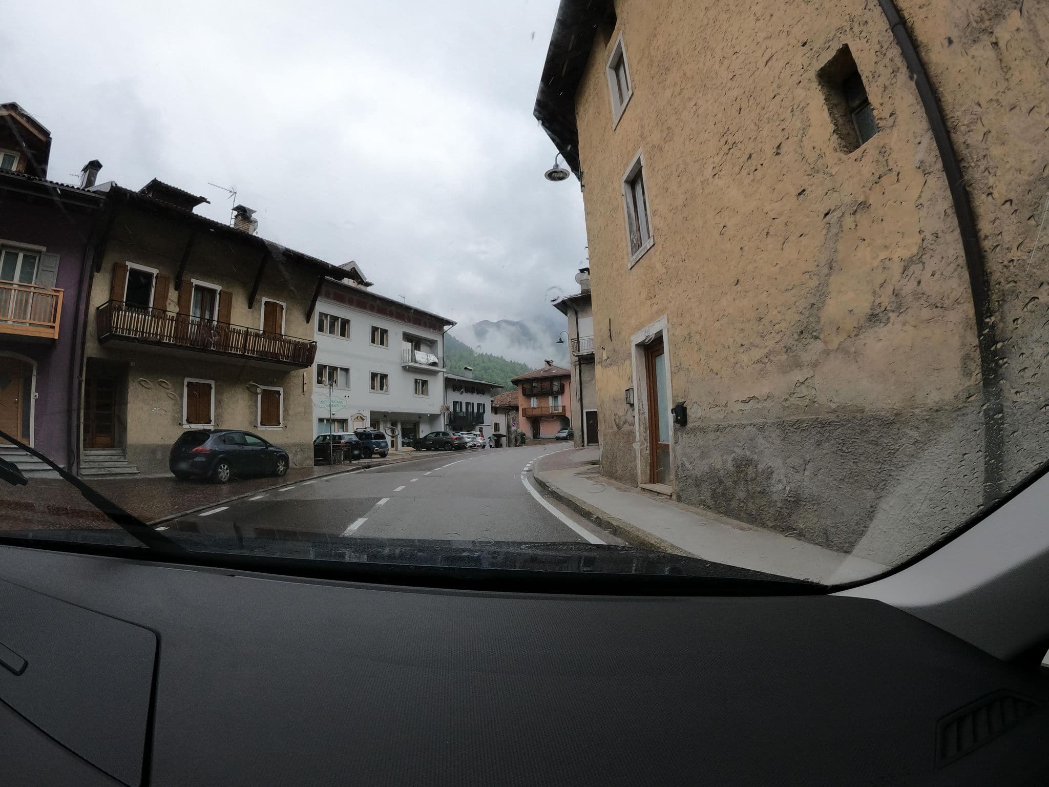 Street view near Albergo Limes, Roncone — © borovac (CC BY-SA · Mapillary)
